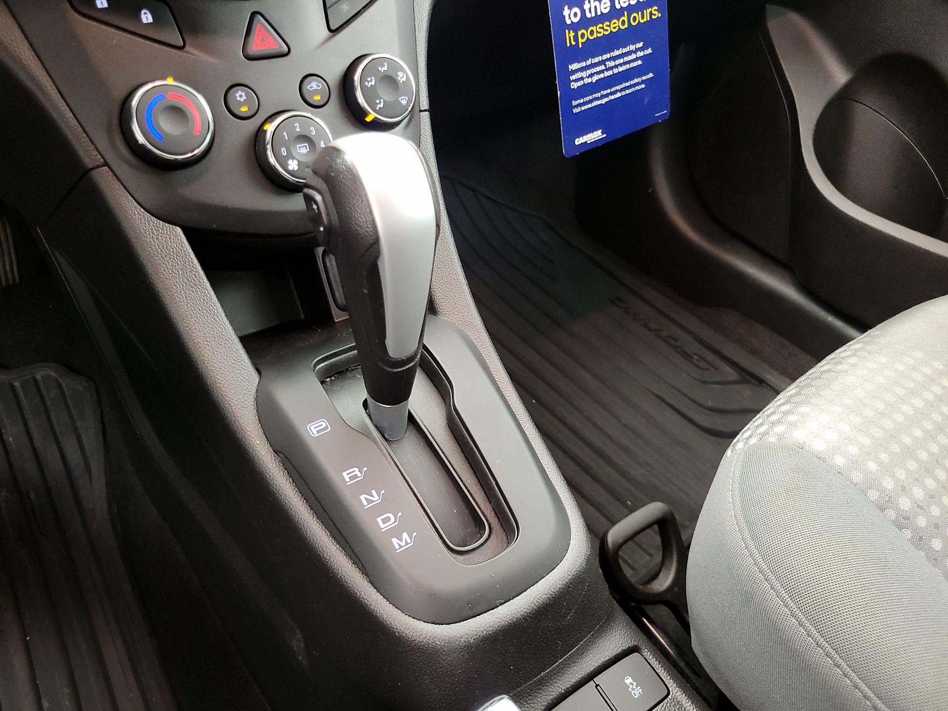 Thumbnail: 2017 Chevrolet Sonic - 17