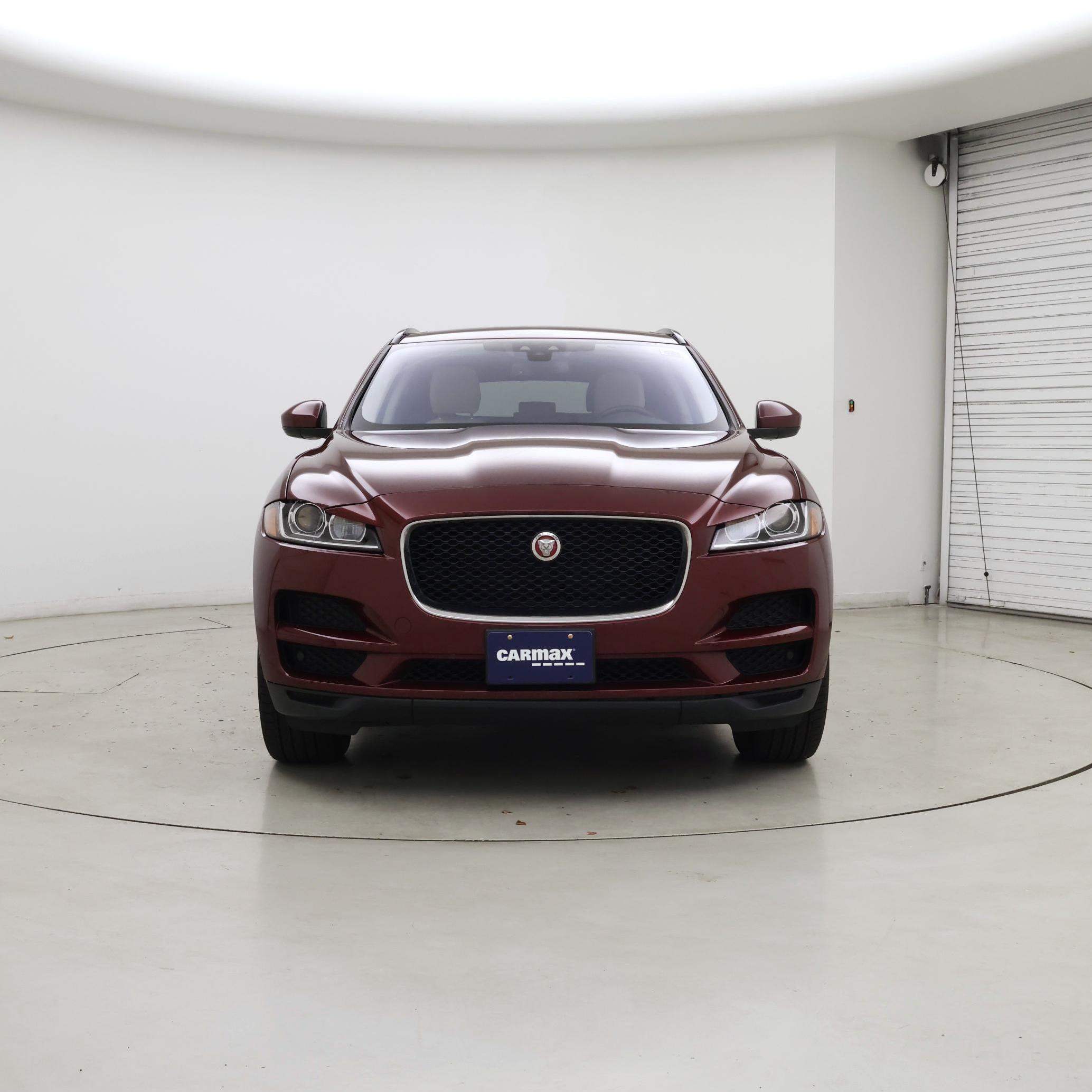 Thumbnail: 2017 Jaguar F-Pace - 5