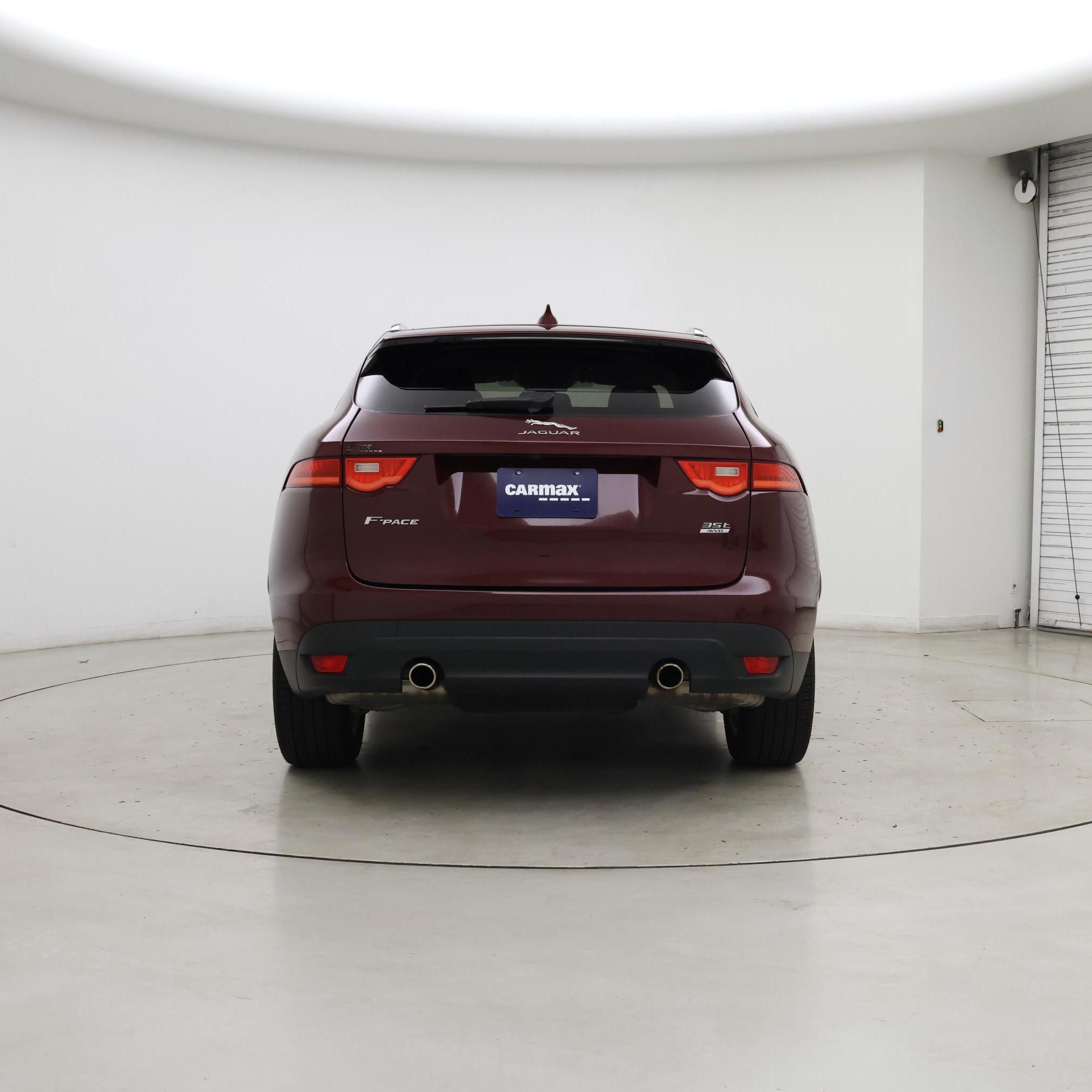 Thumbnail: 2017 Jaguar F-Pace - 6