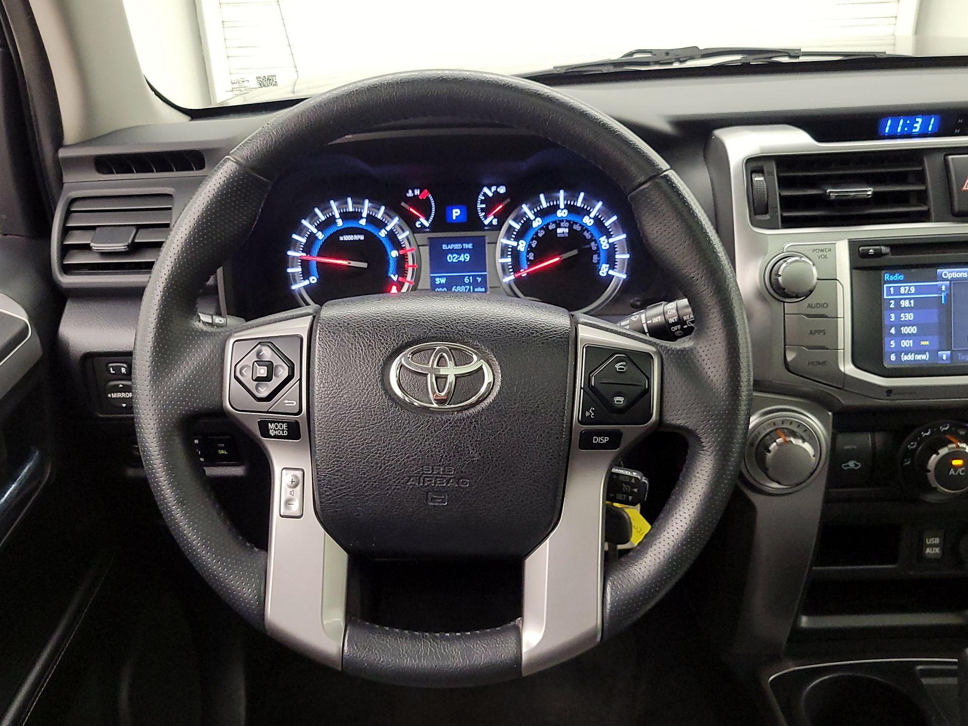 Thumbnail: 2019 Toyota 4Runner - 10