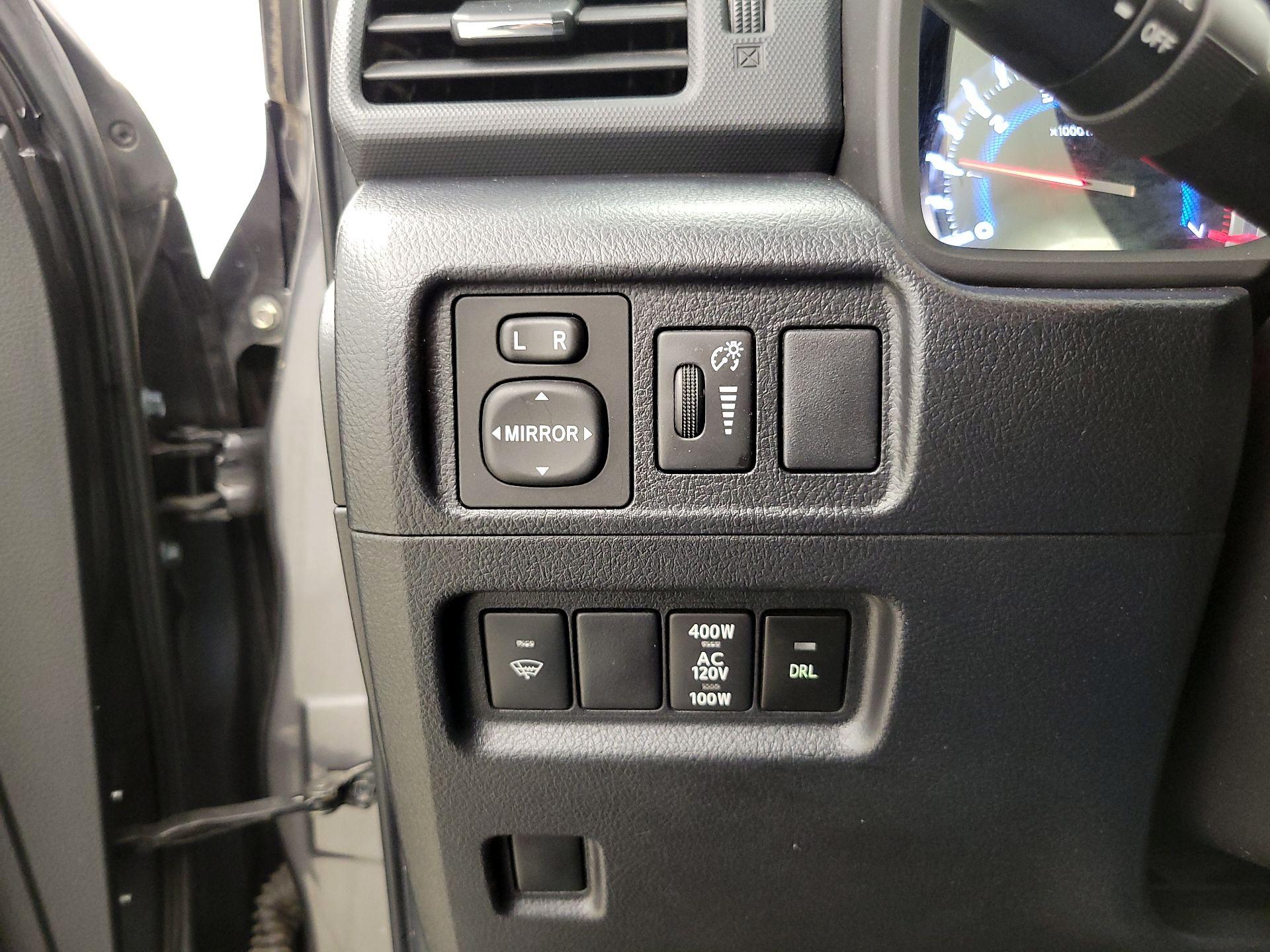 Thumbnail: 2019 Toyota 4Runner - 13