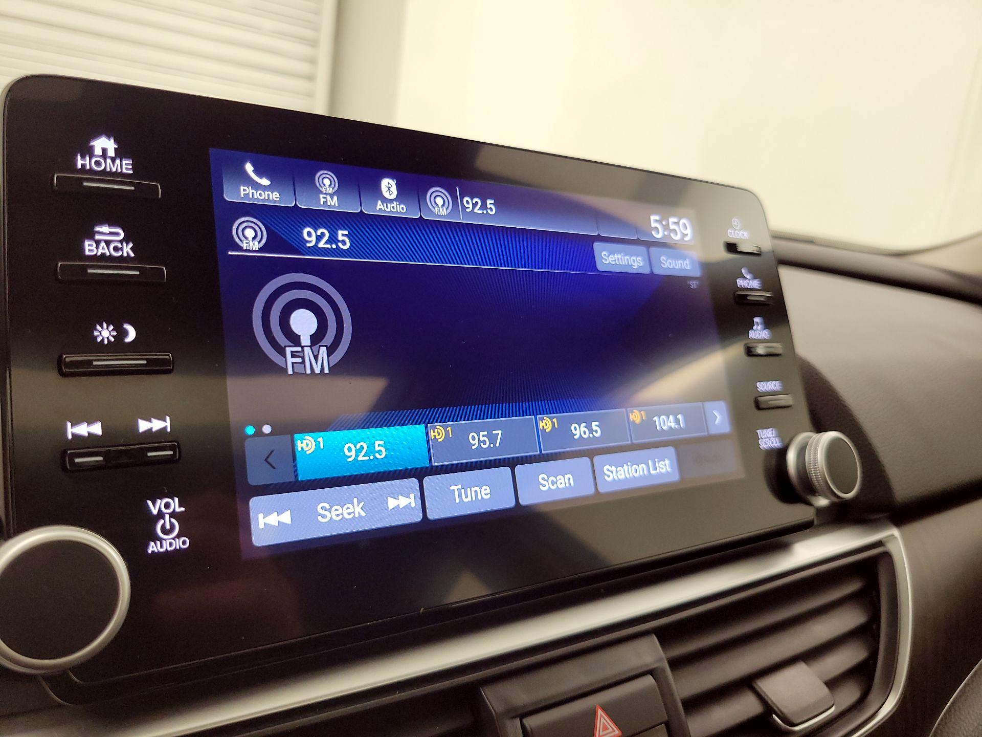 Thumbnail: 2019 Honda Accord - 15