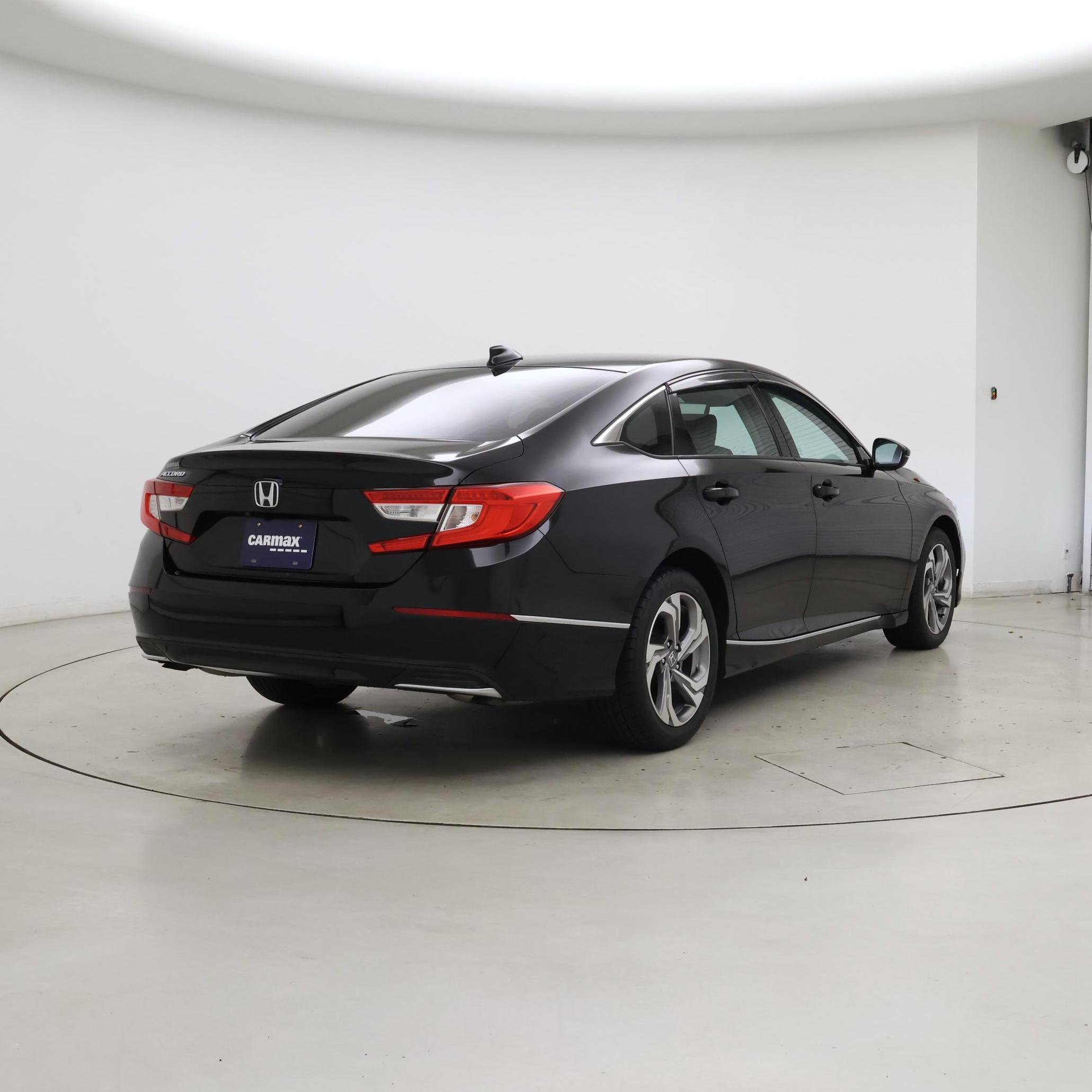 Thumbnail: 2019 Honda Accord - 8