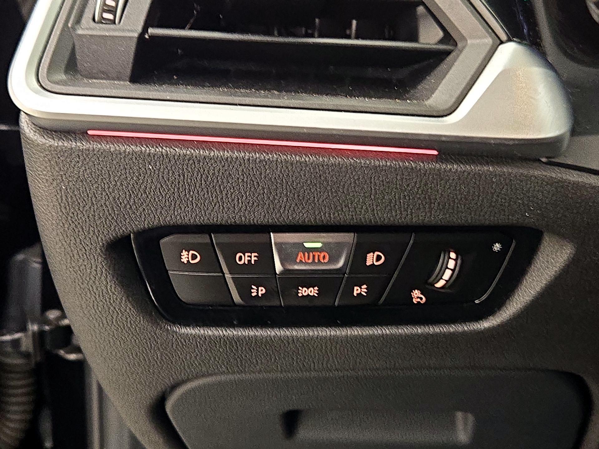 Thumbnail: 2020 BMW 3 Series - 13