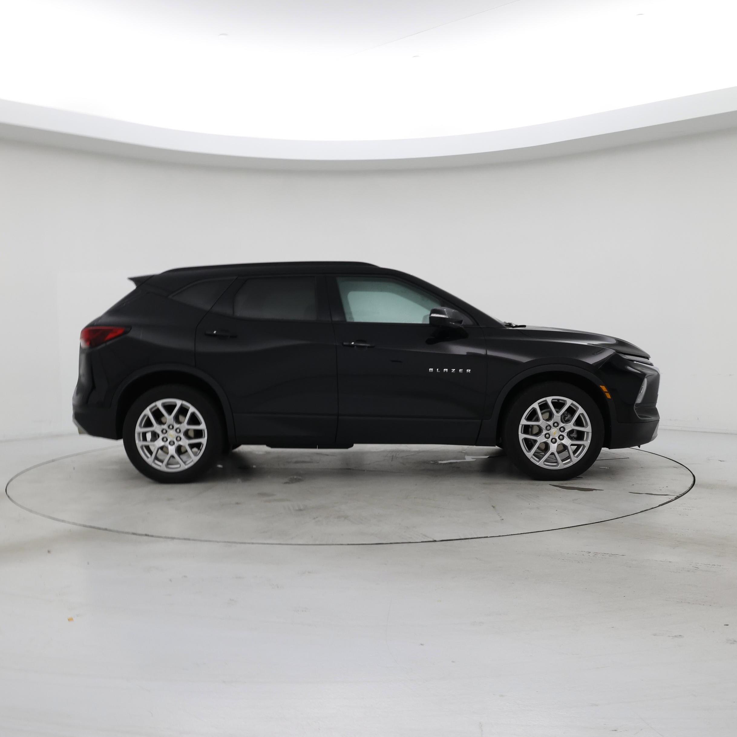Thumbnail: 2023 Chevrolet Blazer - 7