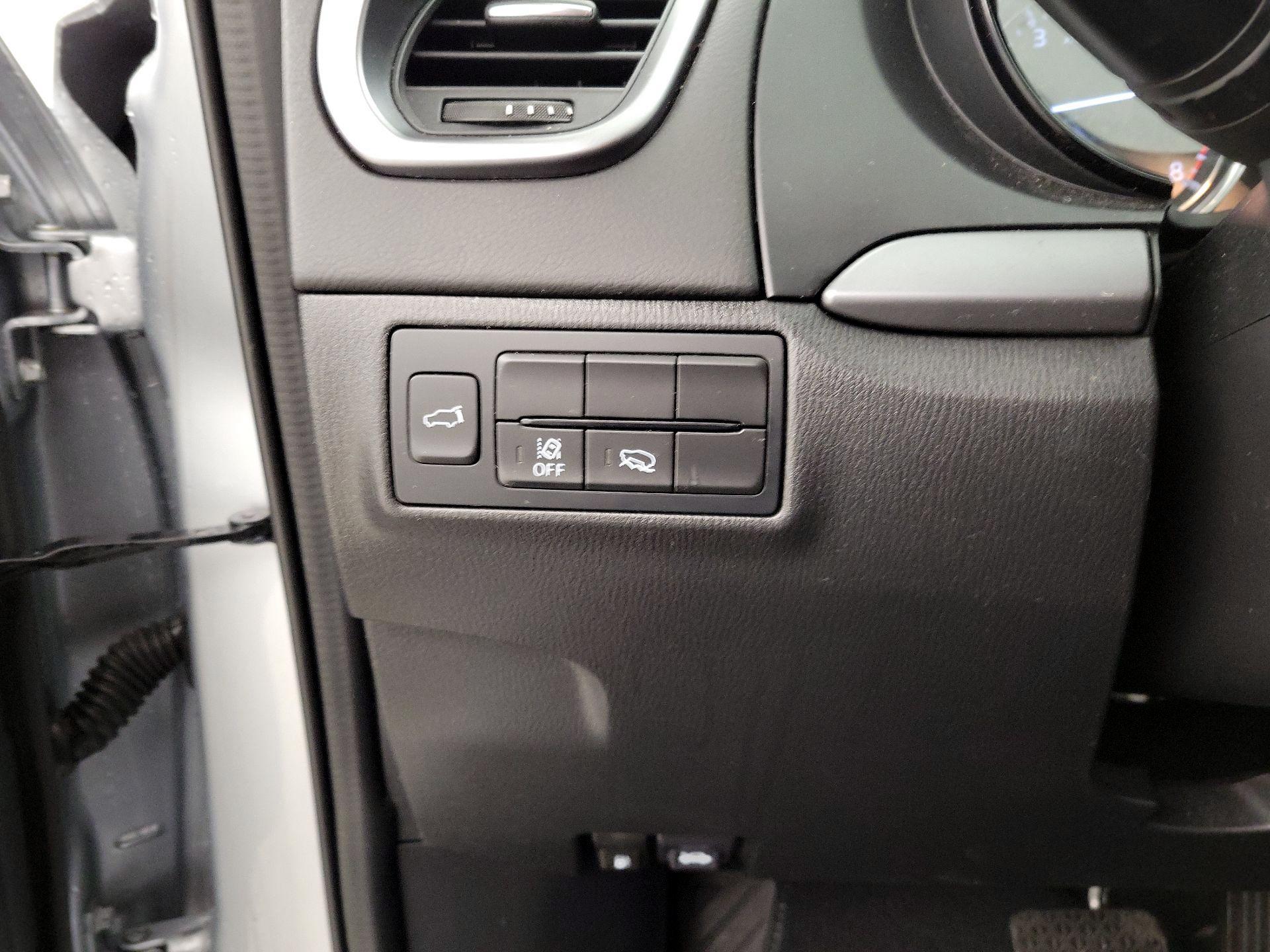 Thumbnail: 2023 Mazda CX-9 - 13