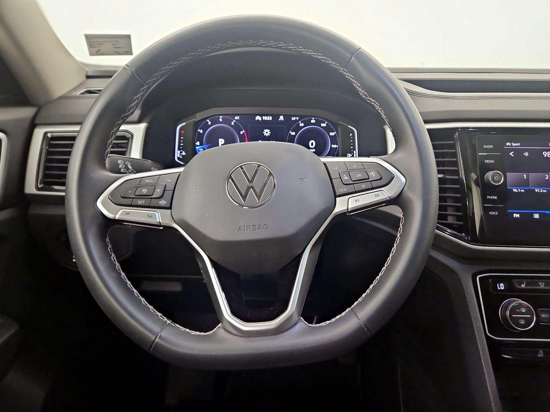 Thumbnail: 2022 Volkswagen Atlas - 10