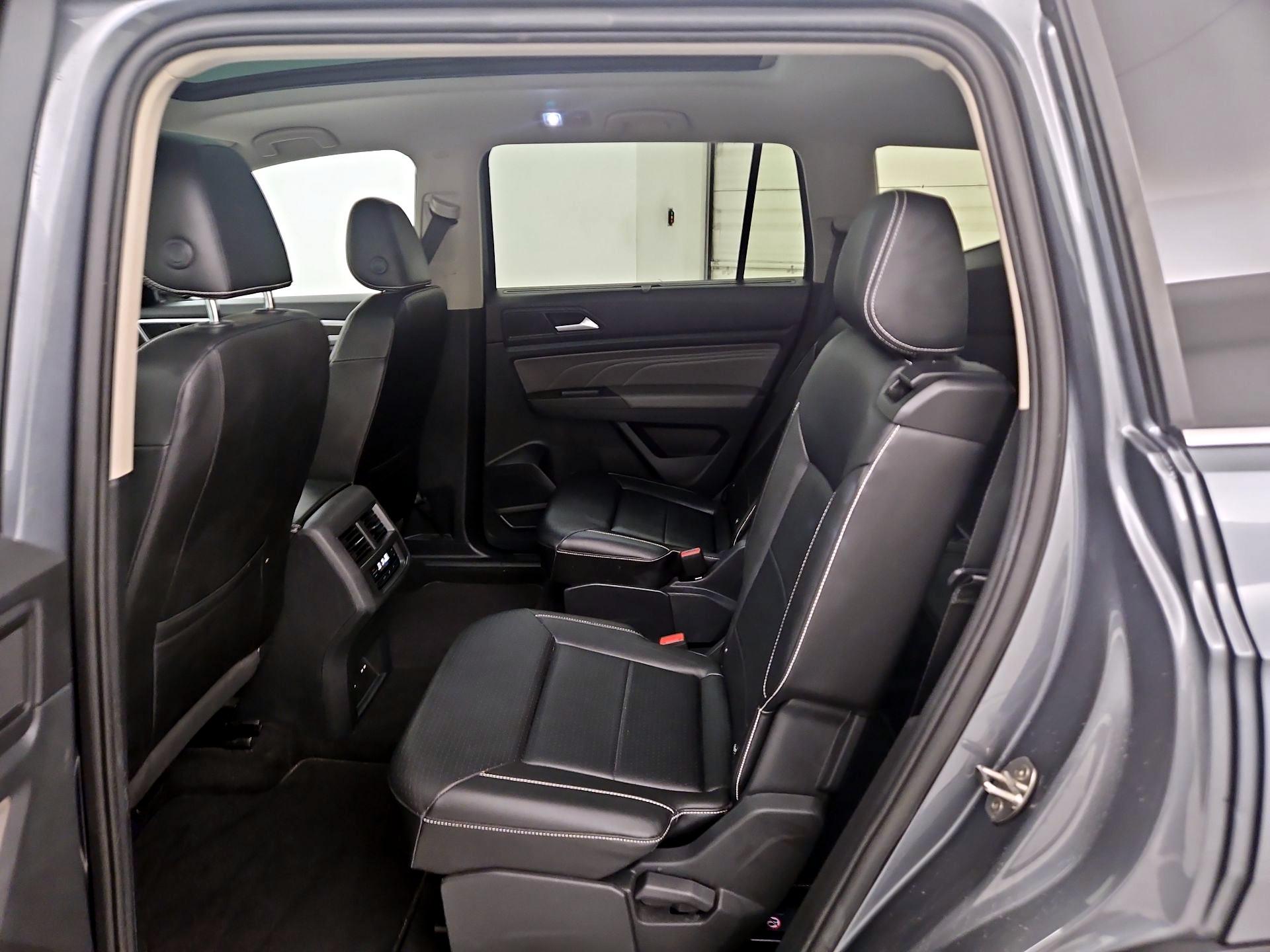 Thumbnail: 2022 Volkswagen Atlas - 20