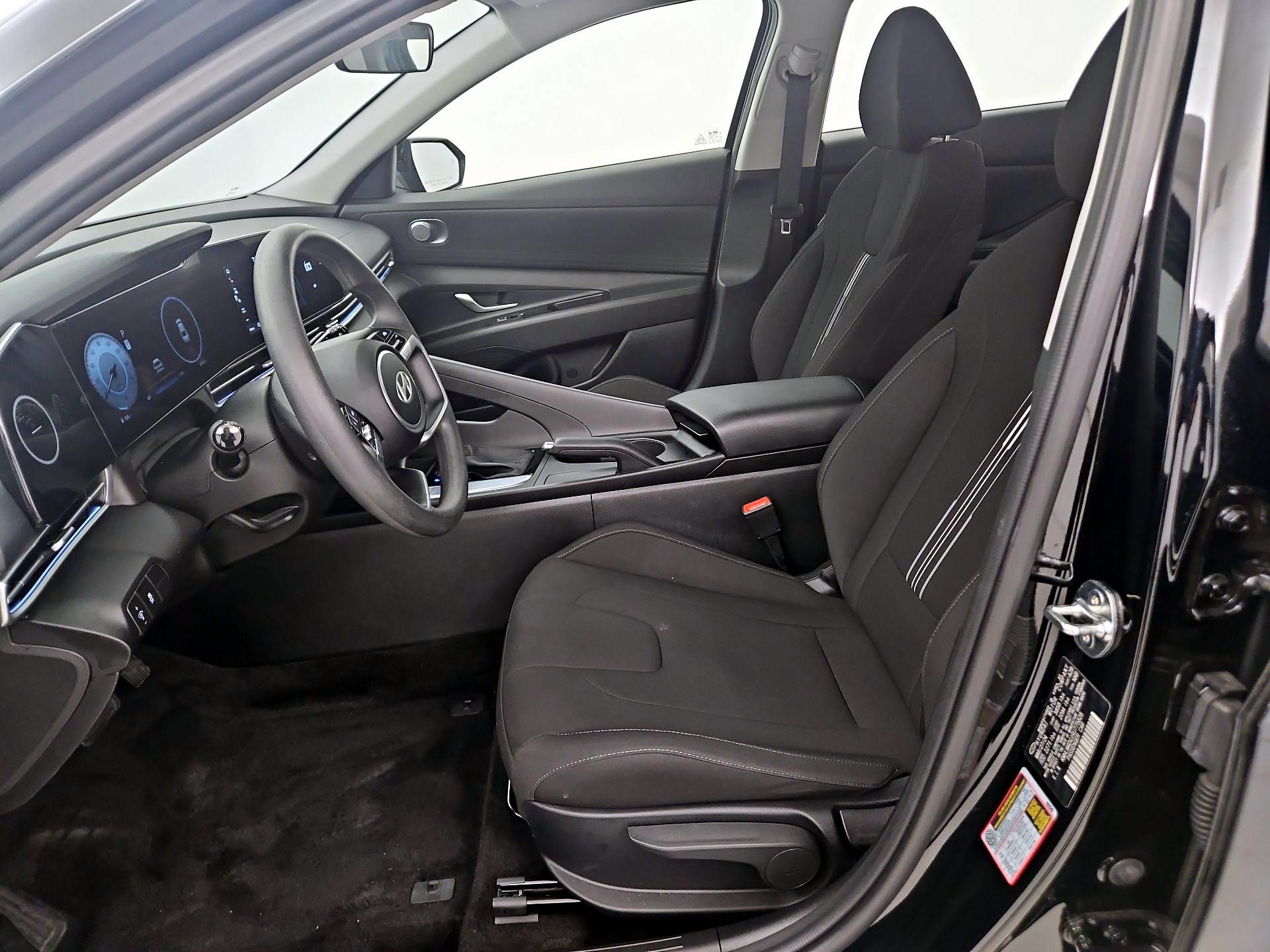 Thumbnail: 2024 Hyundai Elantra - 11