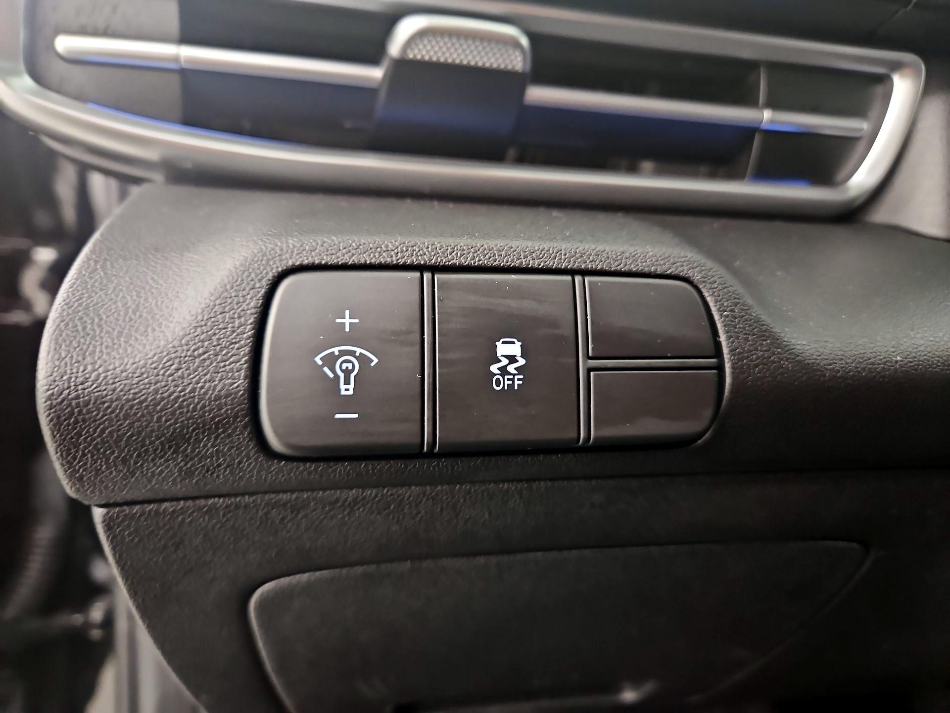 Thumbnail: 2024 Hyundai Elantra - 13