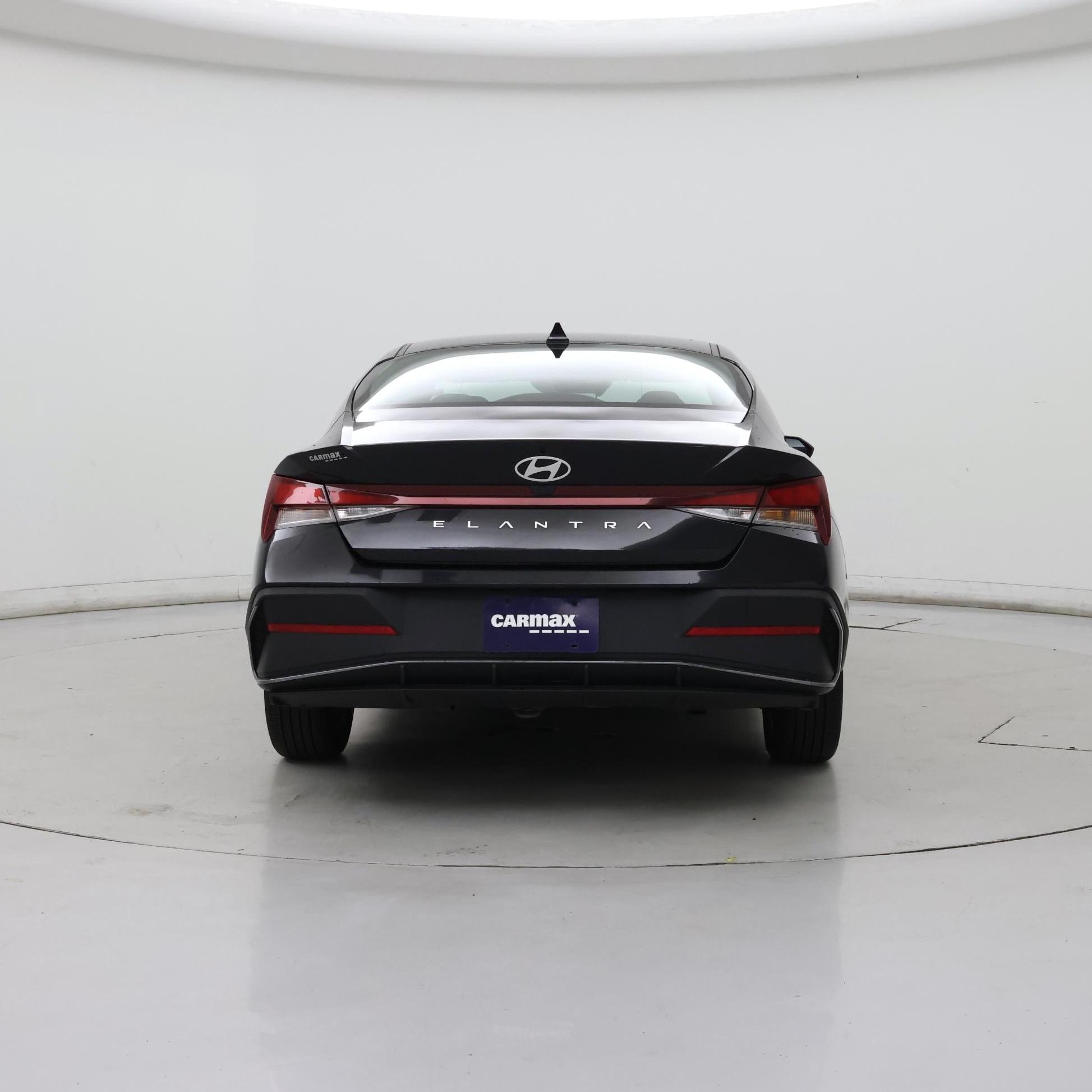 Thumbnail: 2024 Hyundai Elantra - 6