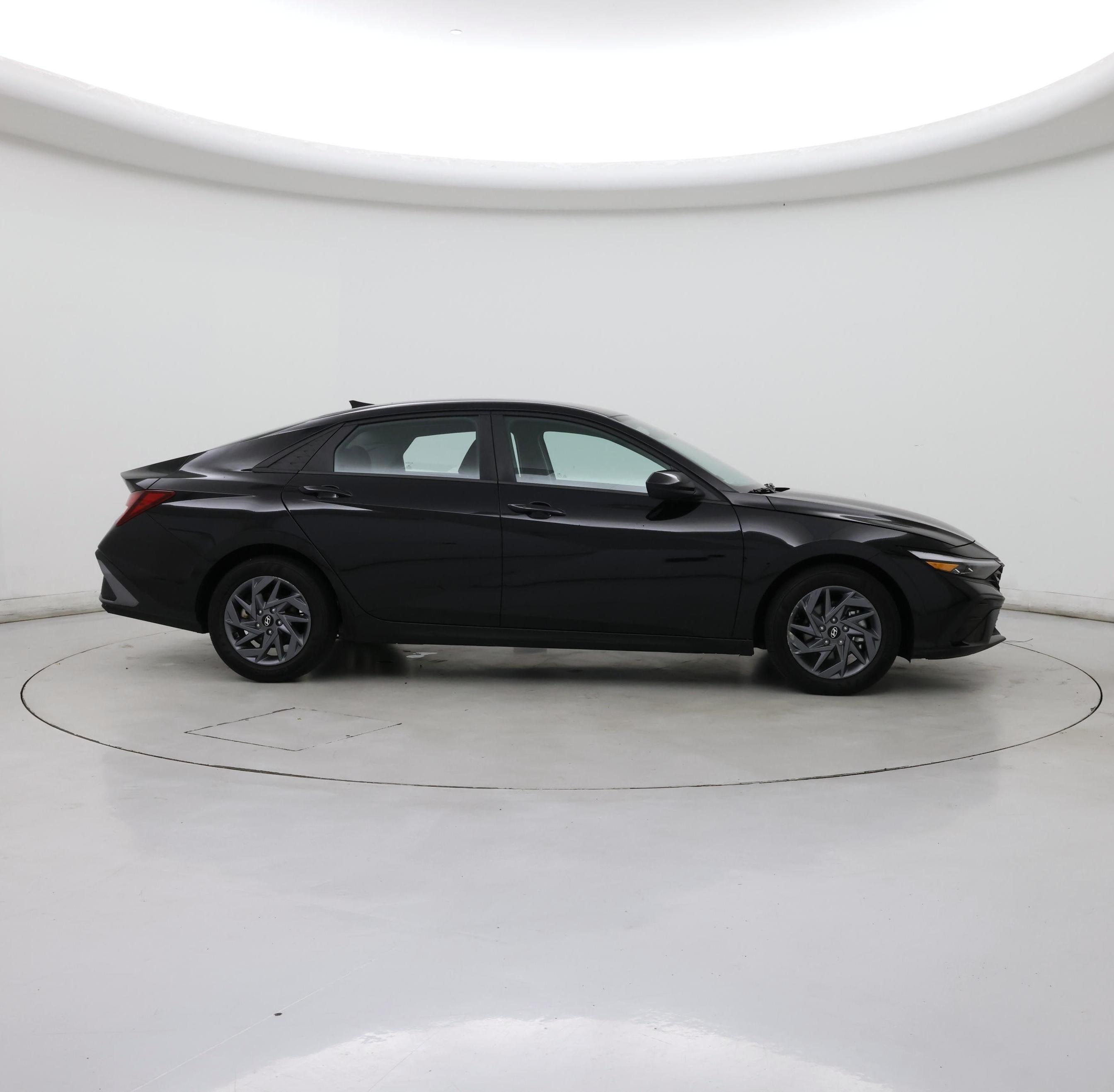 Thumbnail: 2024 Hyundai Elantra - 7