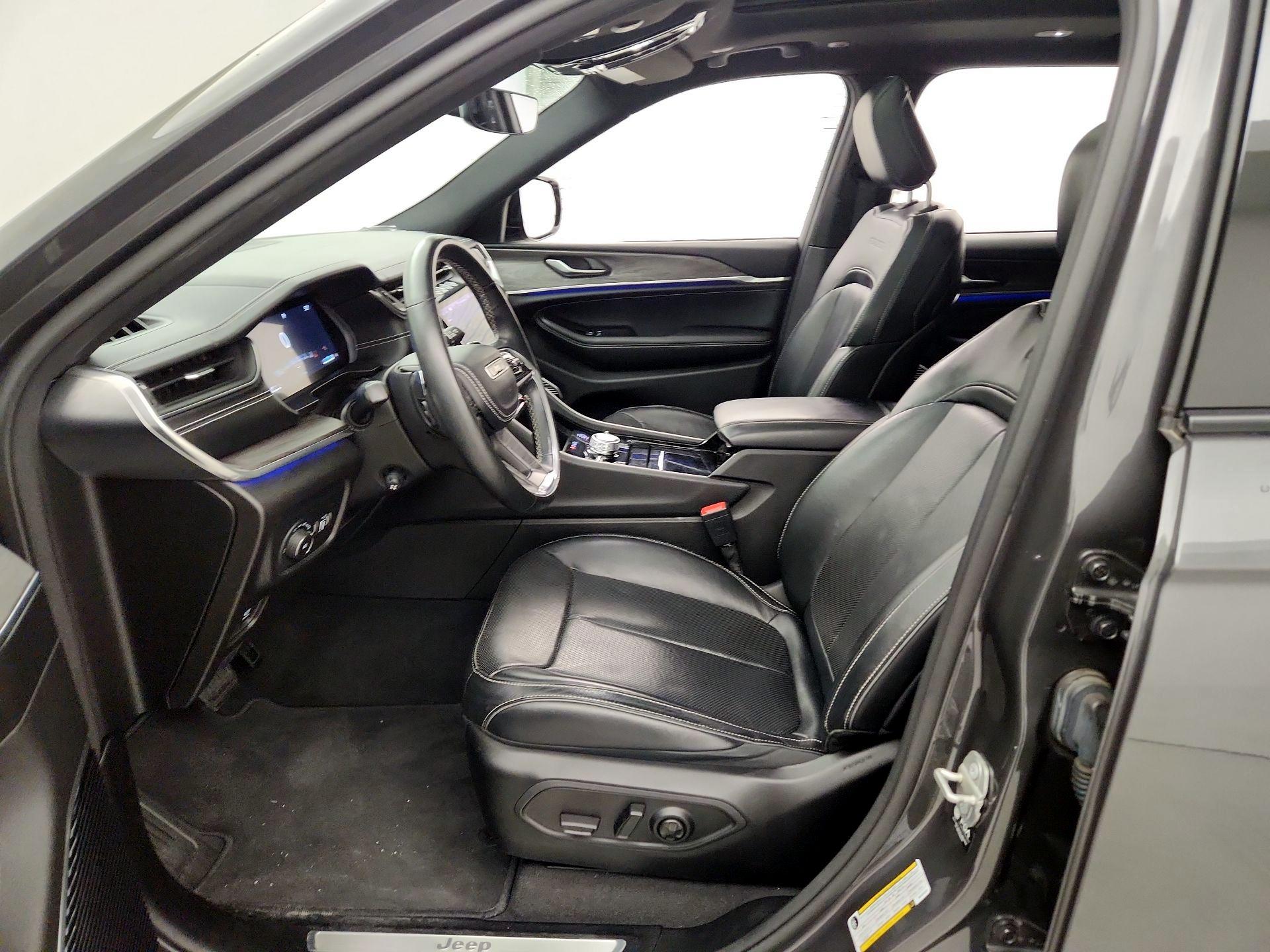 Thumbnail: 2021 Jeep Grand Cherokee L - 11