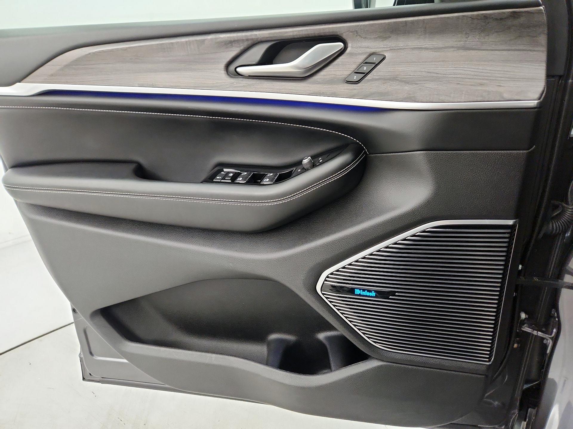 Thumbnail: 2021 Jeep Grand Cherokee L - 12