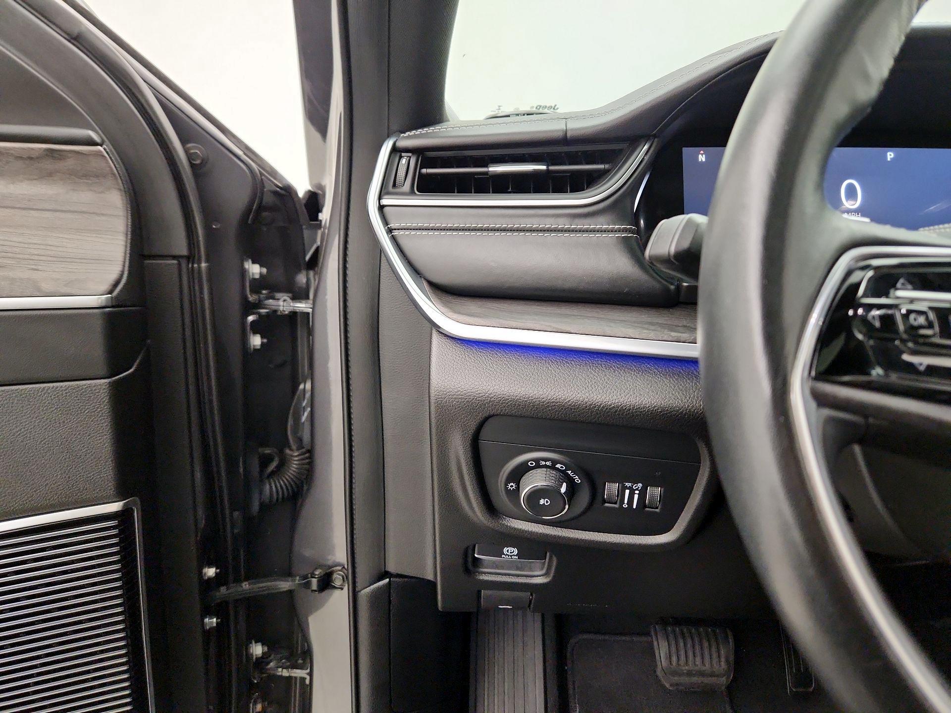 Thumbnail: 2021 Jeep Grand Cherokee L - 13