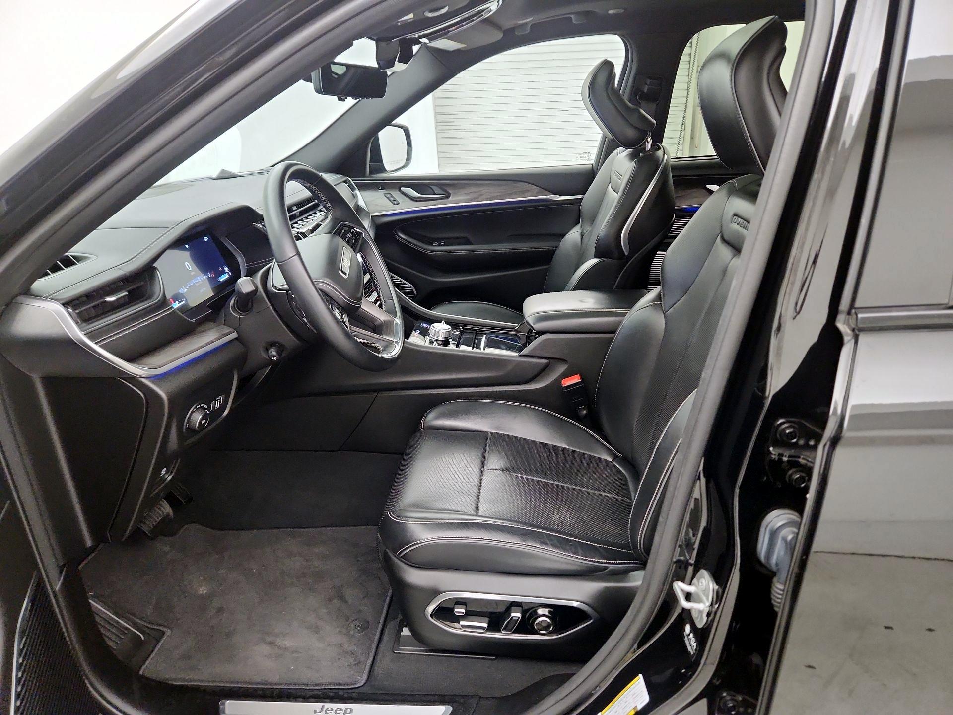 Thumbnail: 2022 Jeep Grand Cherokee L - 11