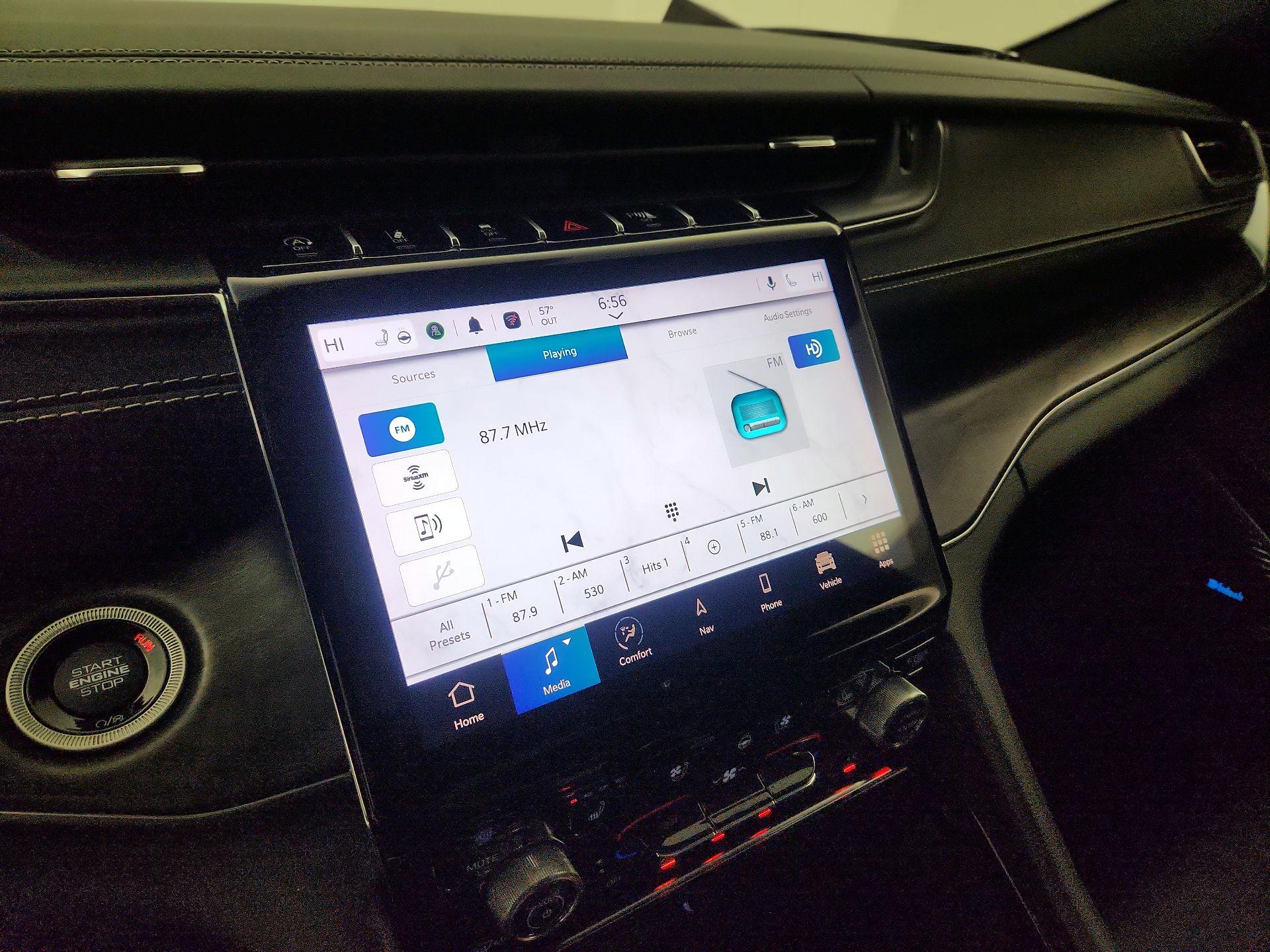 Thumbnail: 2022 Jeep Grand Cherokee L - 16