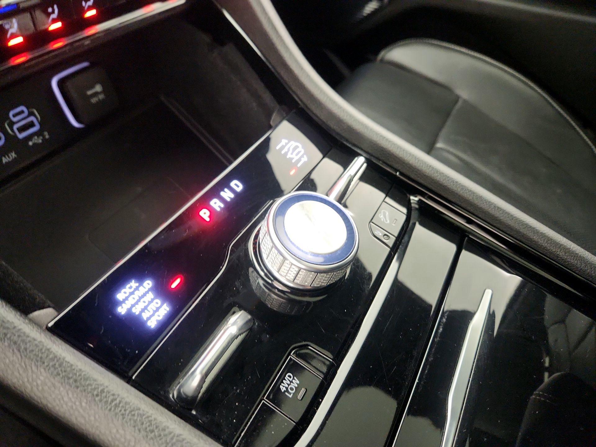 Thumbnail: 2022 Jeep Grand Cherokee L - 18