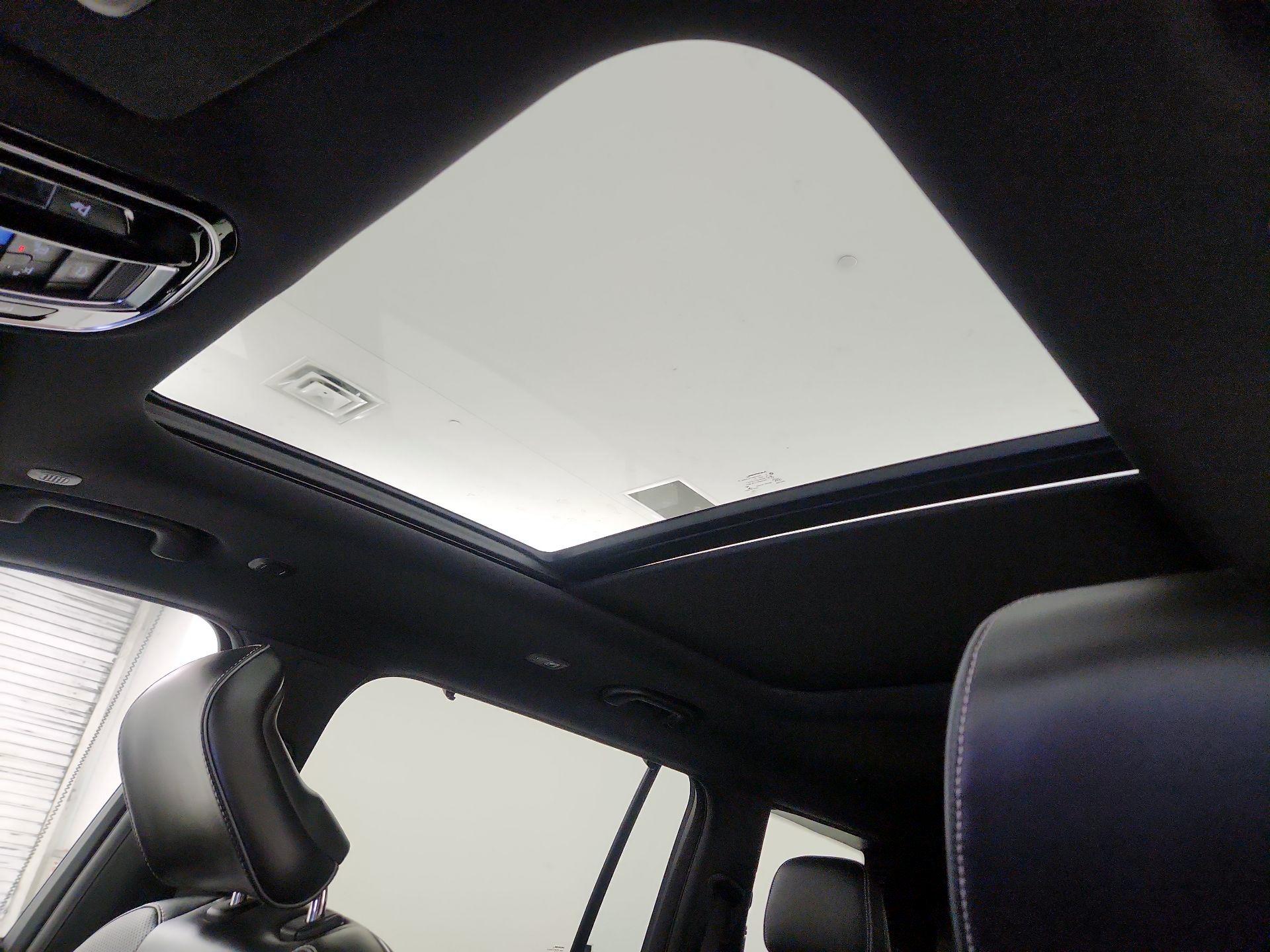 Thumbnail: 2022 Jeep Grand Cherokee L - 20