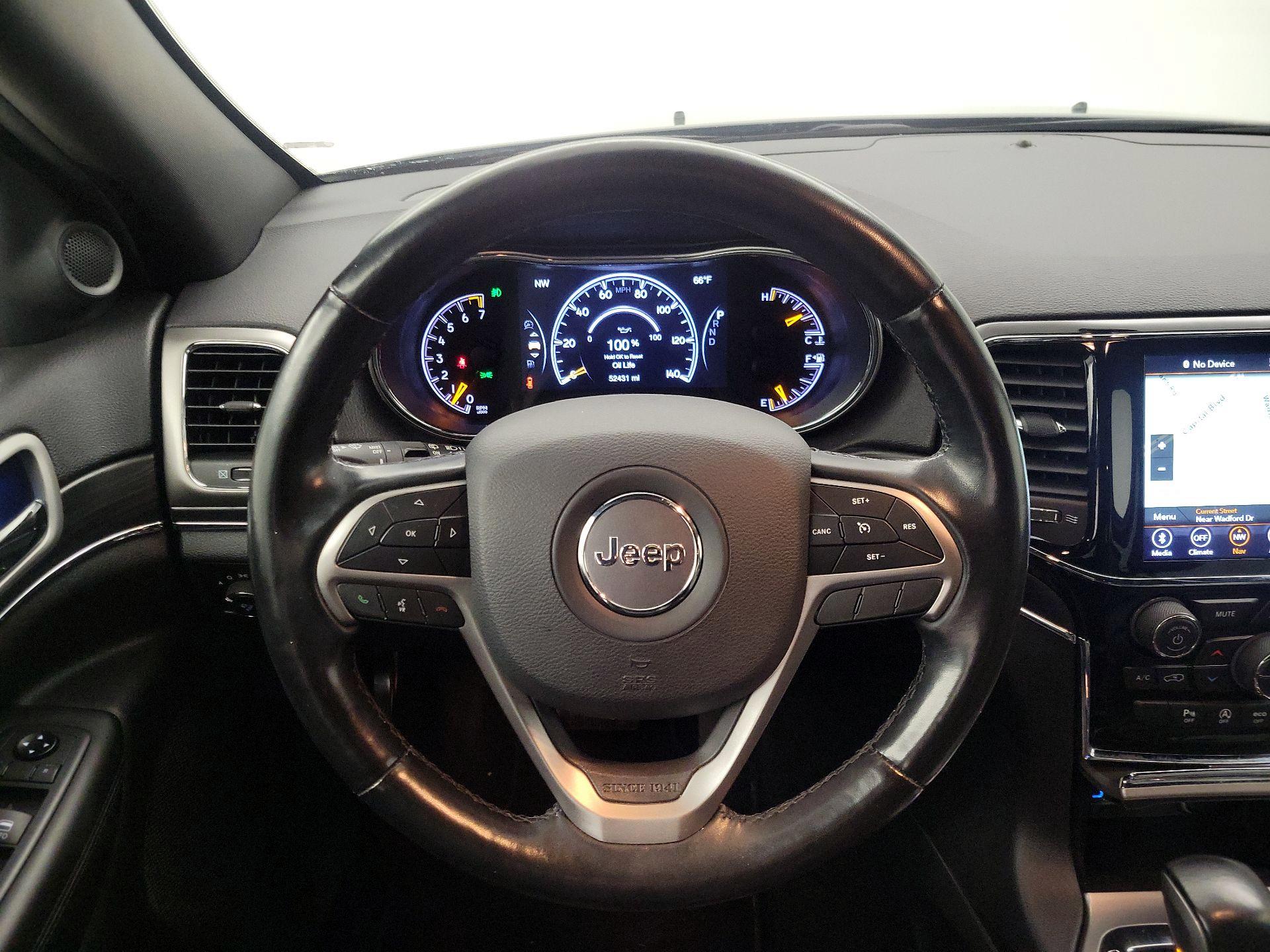 Thumbnail: 2020 Jeep Grand Cherokee - 10