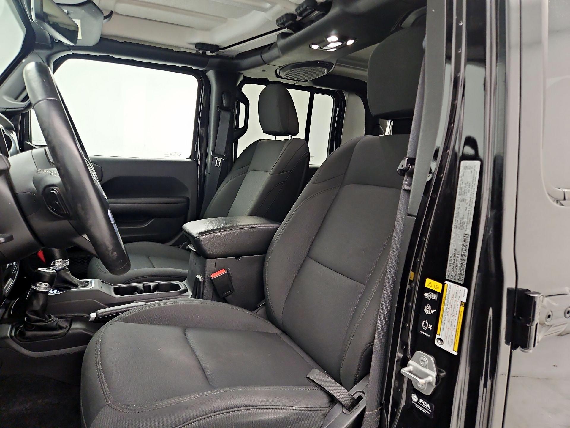 Thumbnail: 2021 Jeep Gladiator - 11