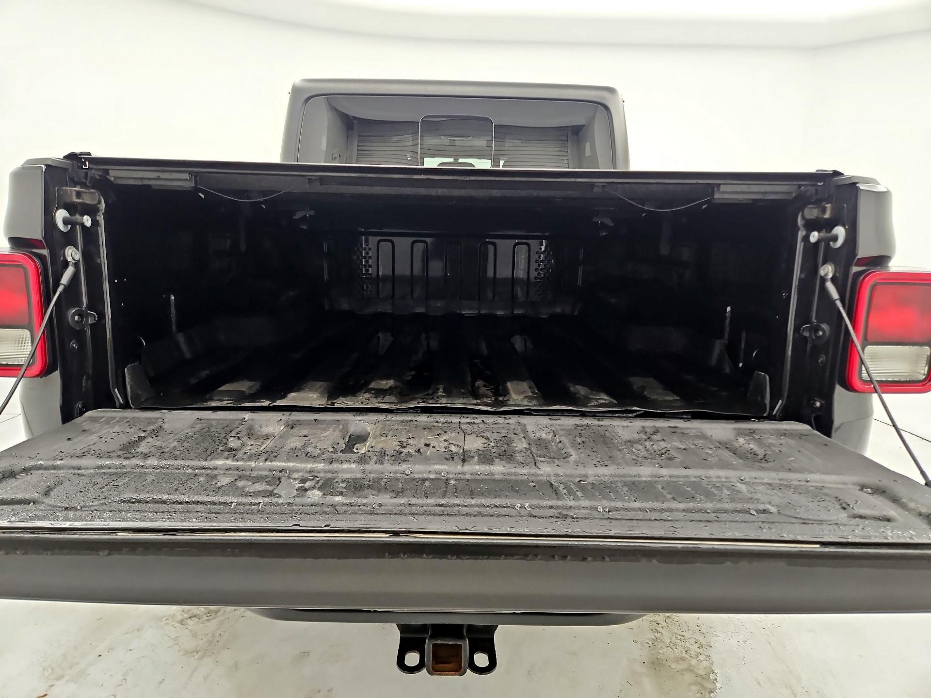 Thumbnail: 2021 Jeep Gladiator - 20