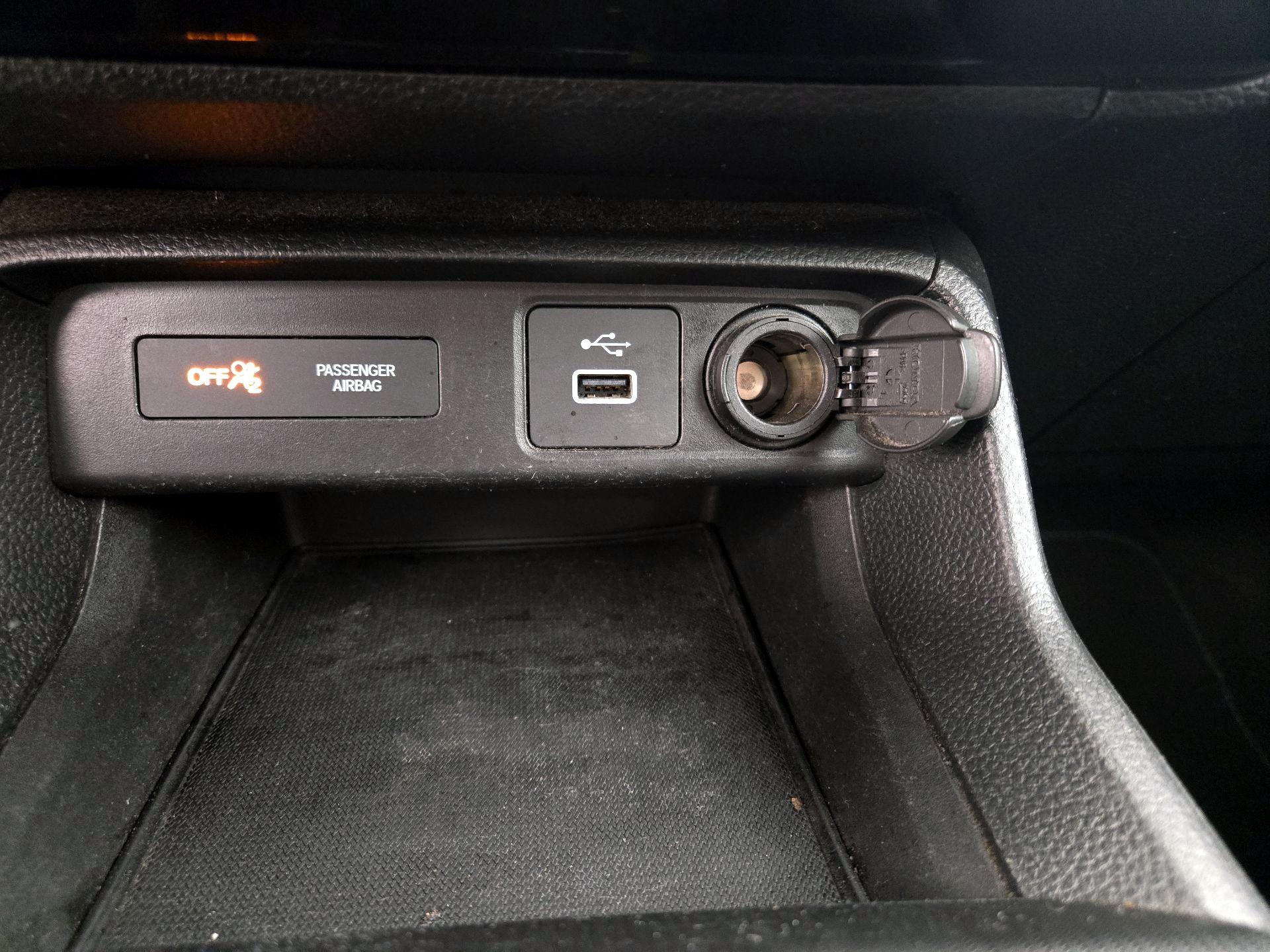 Thumbnail: 2024 Honda Civic - 18