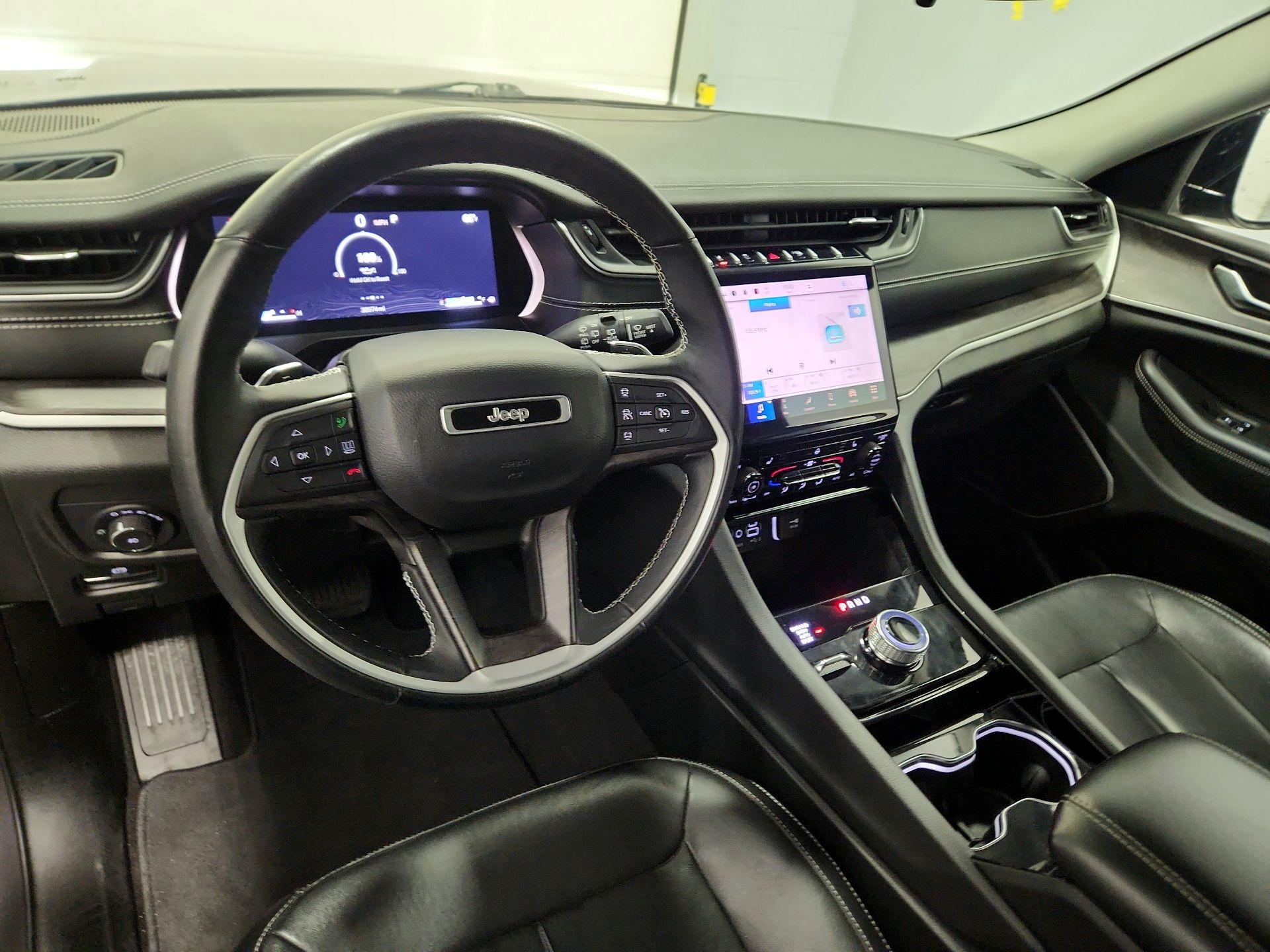 Thumbnail: 2022 Jeep Grand Cherokee - 9