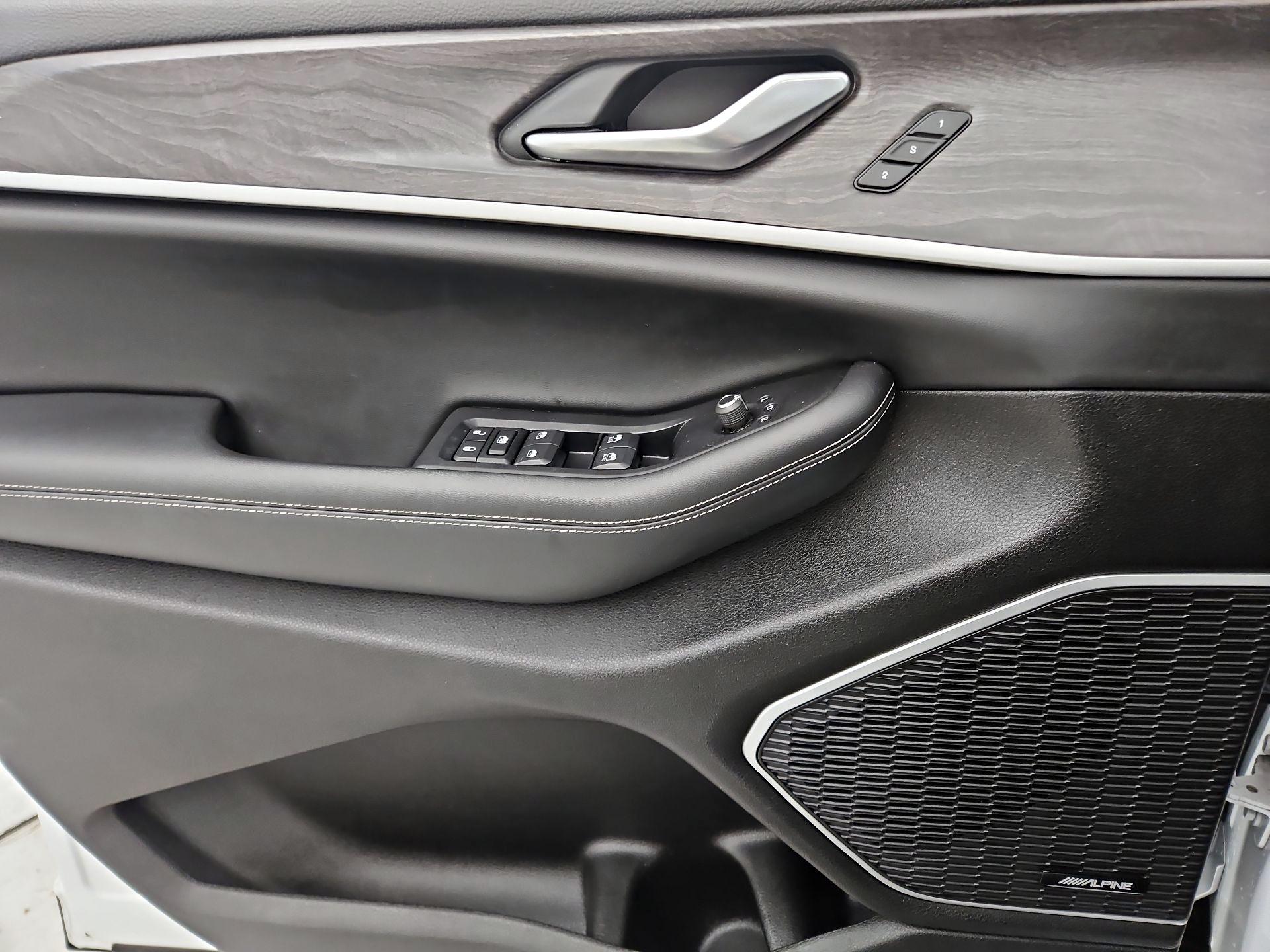Thumbnail: 2022 Jeep Grand Cherokee L - 12