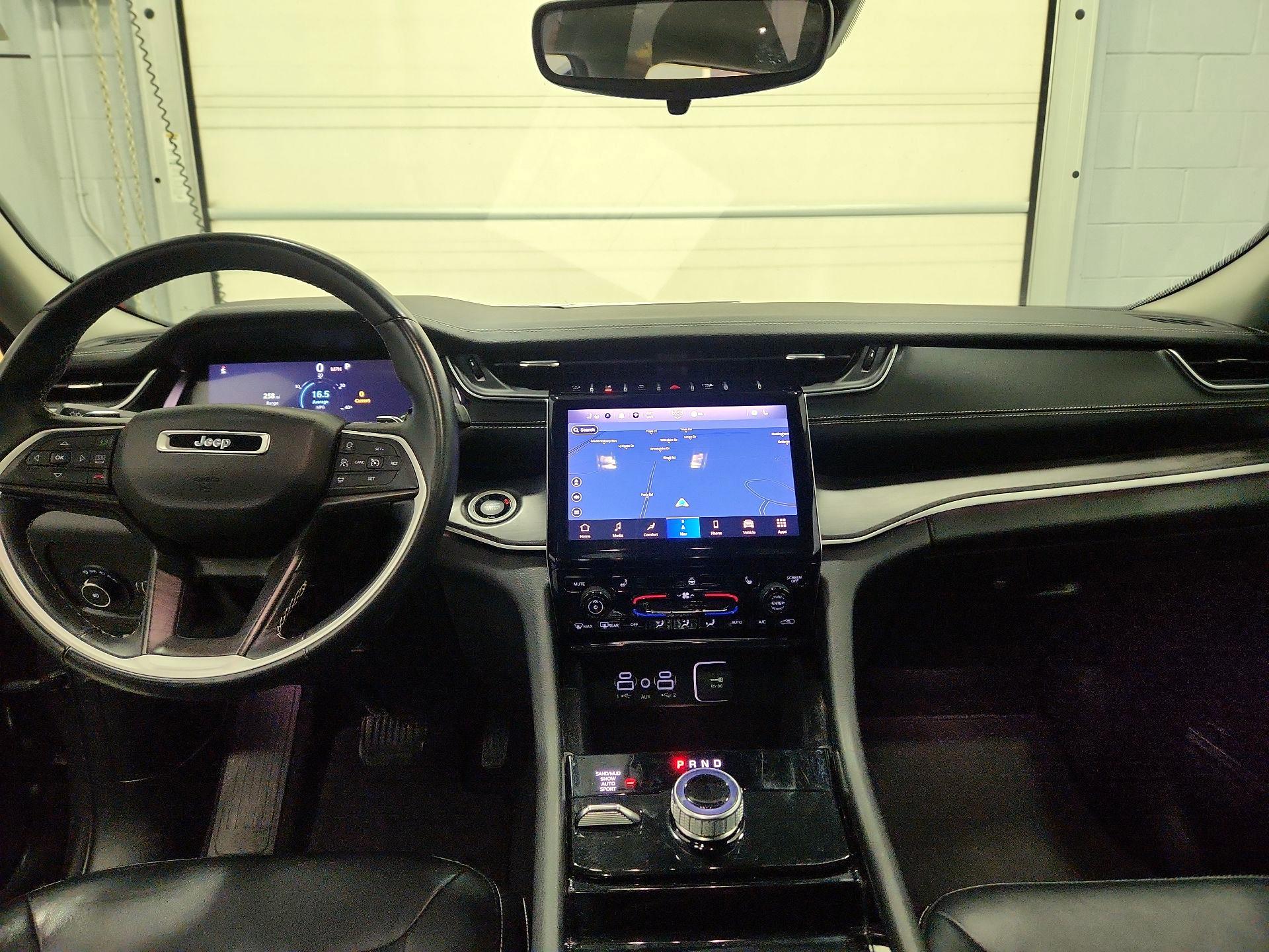 Thumbnail: 2022 Jeep Grand Cherokee L - 9