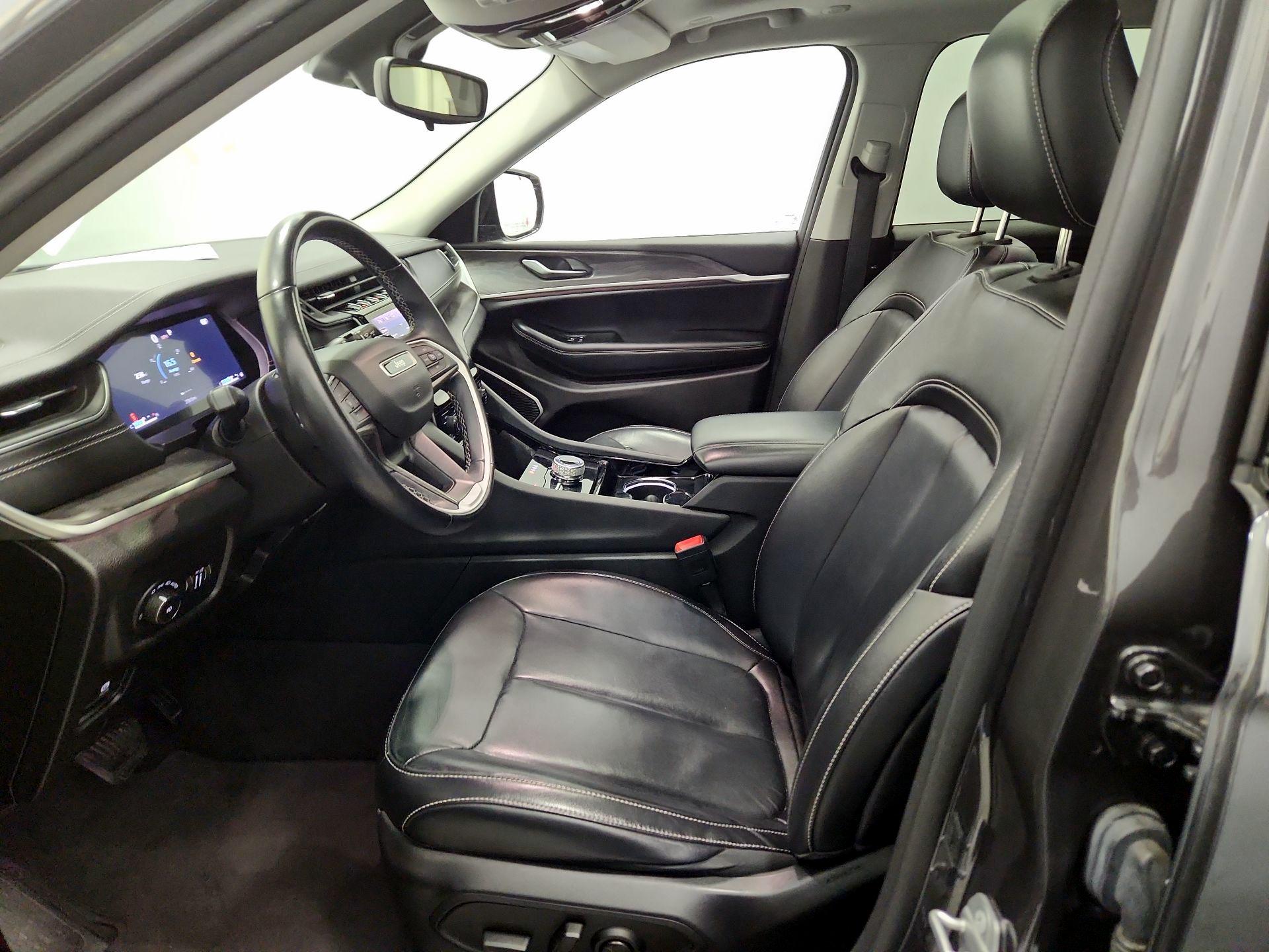 Thumbnail: 2022 Jeep Grand Cherokee L - 11