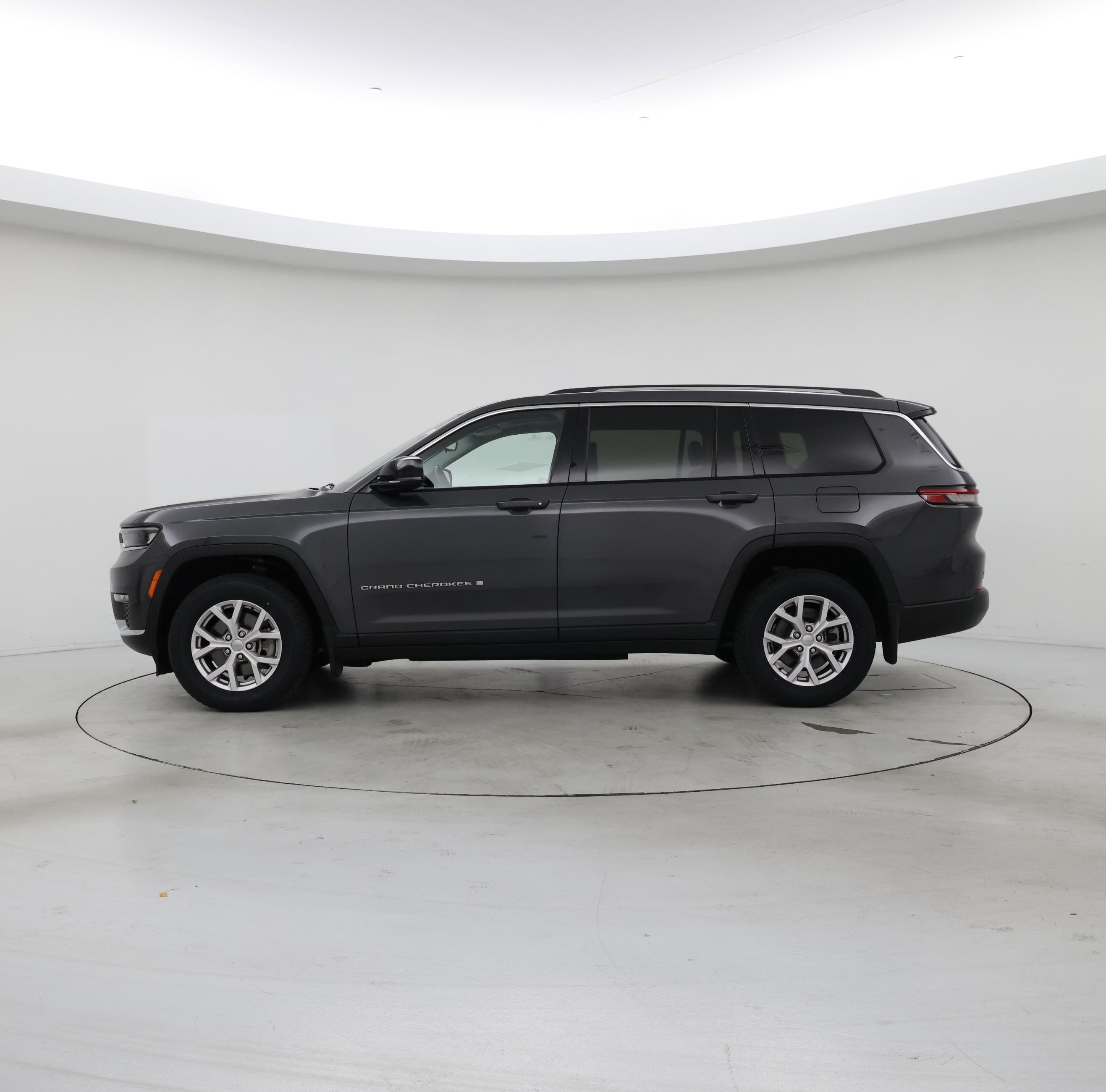 Thumbnail: 2022 Jeep Grand Cherokee L - 3