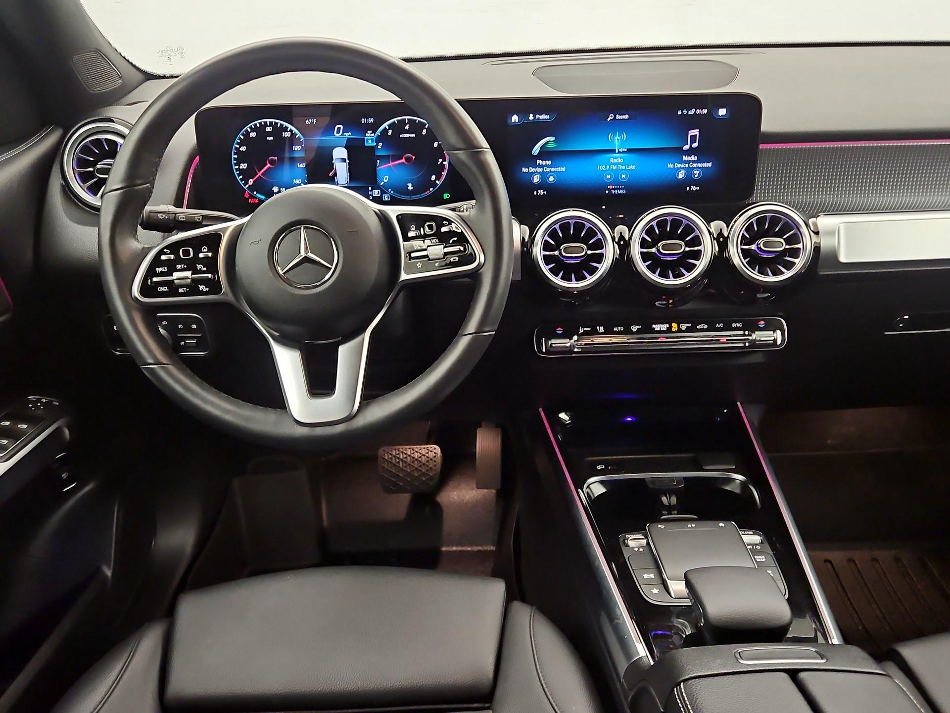 Thumbnail: 2023 Mercedes-Benz GLB - 10