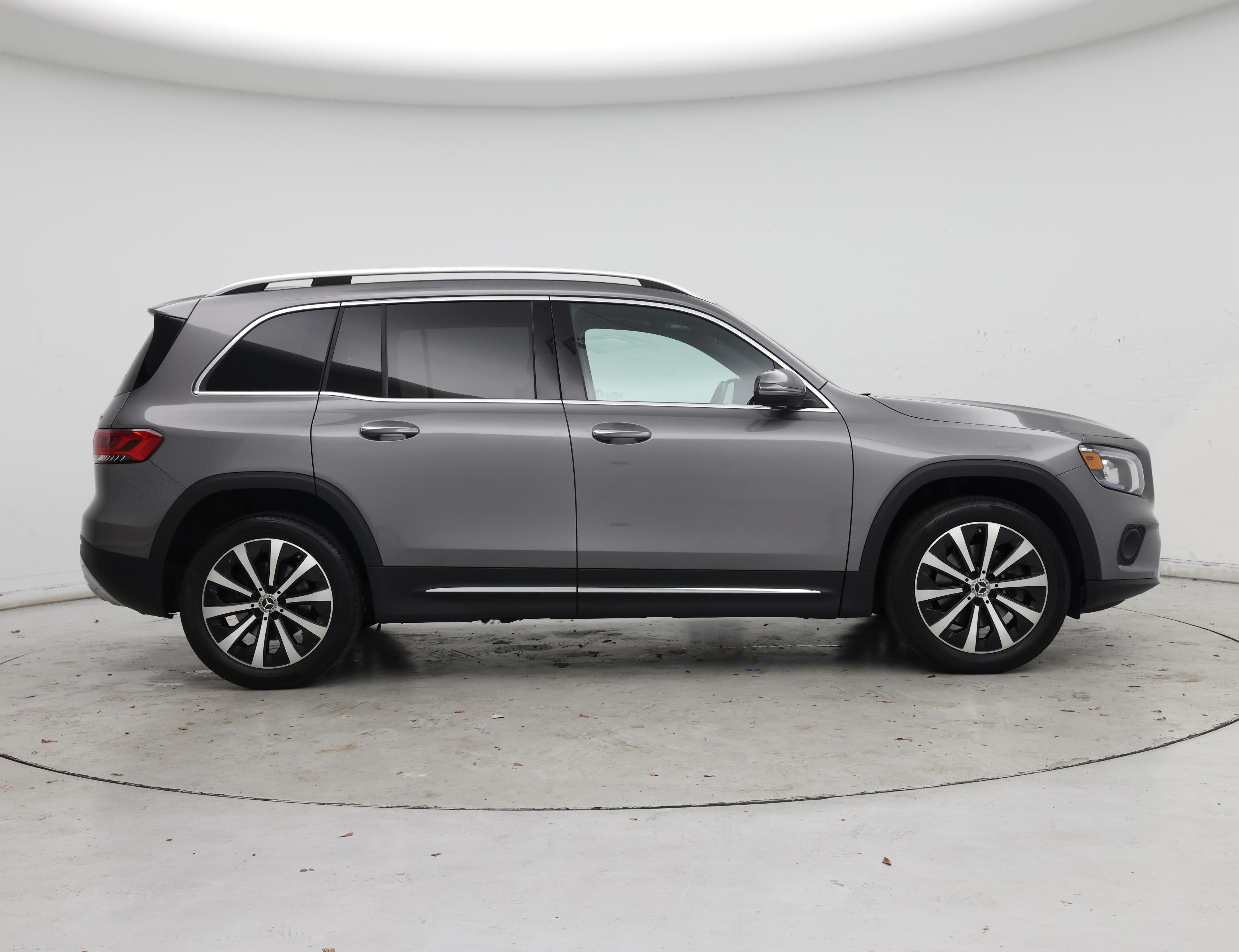 Thumbnail: 2023 Mercedes-Benz GLB - 7