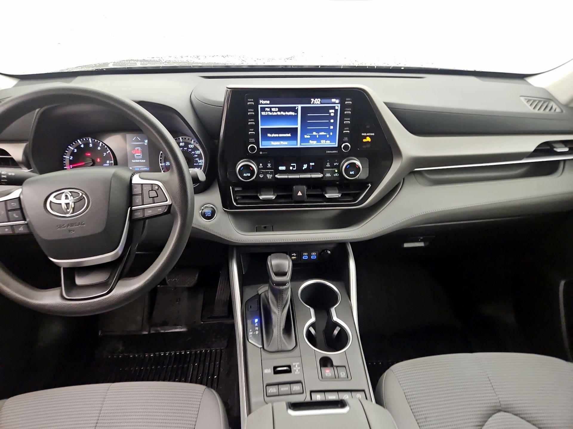 Thumbnail: 2022 Toyota Highlander - 9