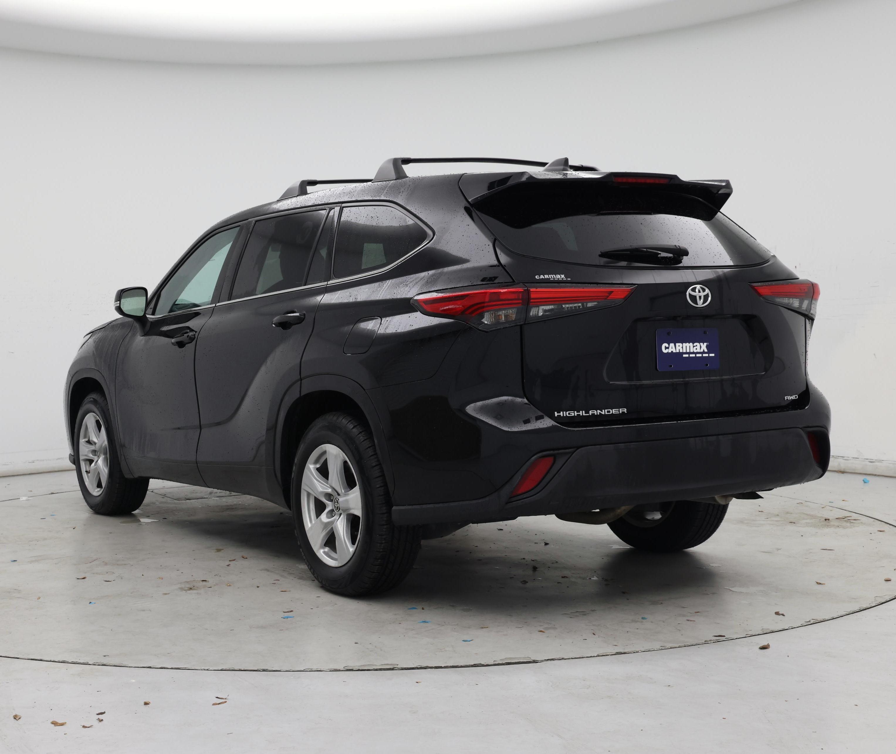 Thumbnail: 2022 Toyota Highlander - 2