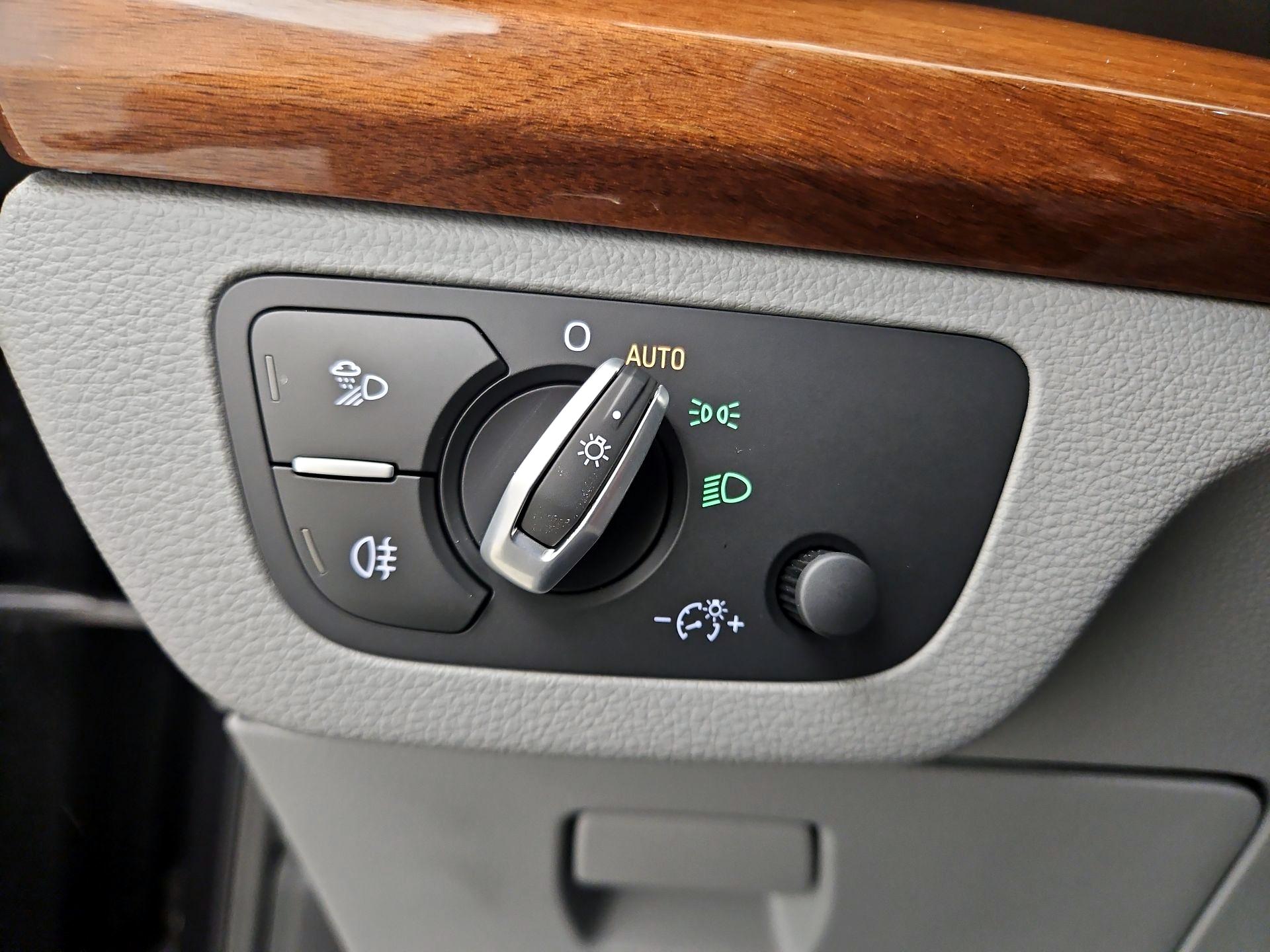 Thumbnail: 2023 Audi Q5 - 13