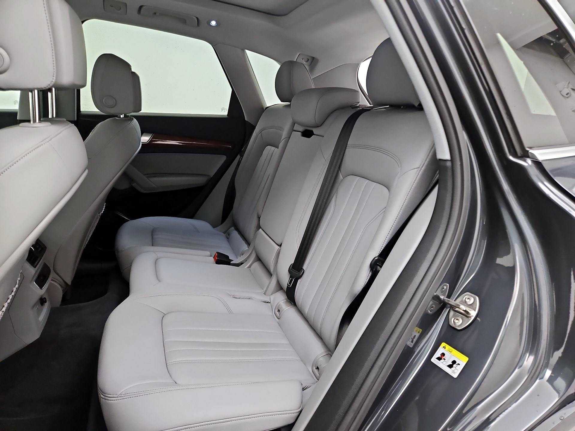 Thumbnail: 2023 Audi Q5 - 20