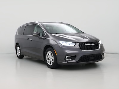 Gray 2021 Chrysler Pacifica Touring L