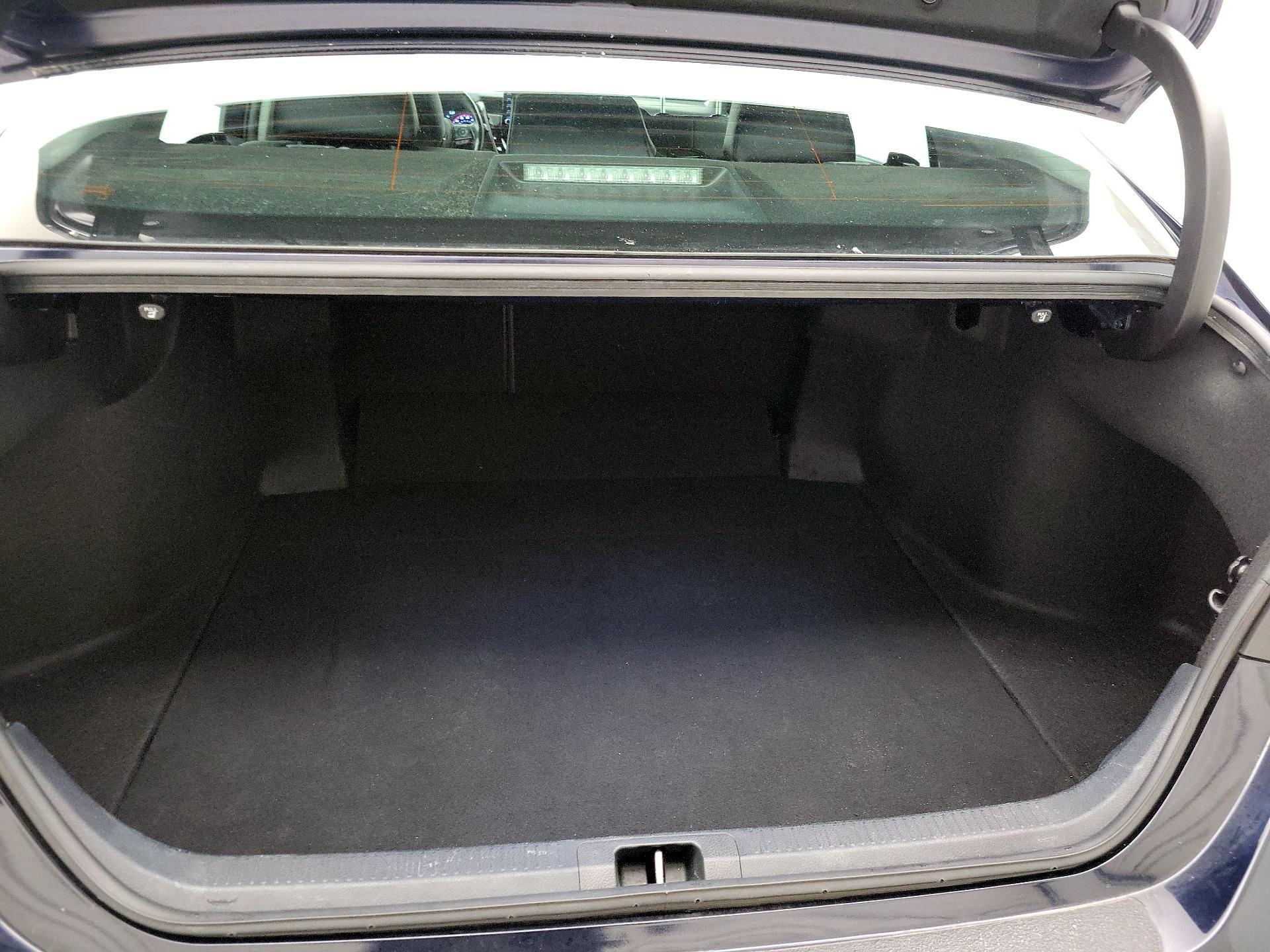 Thumbnail: 2022 Toyota Camry - 19