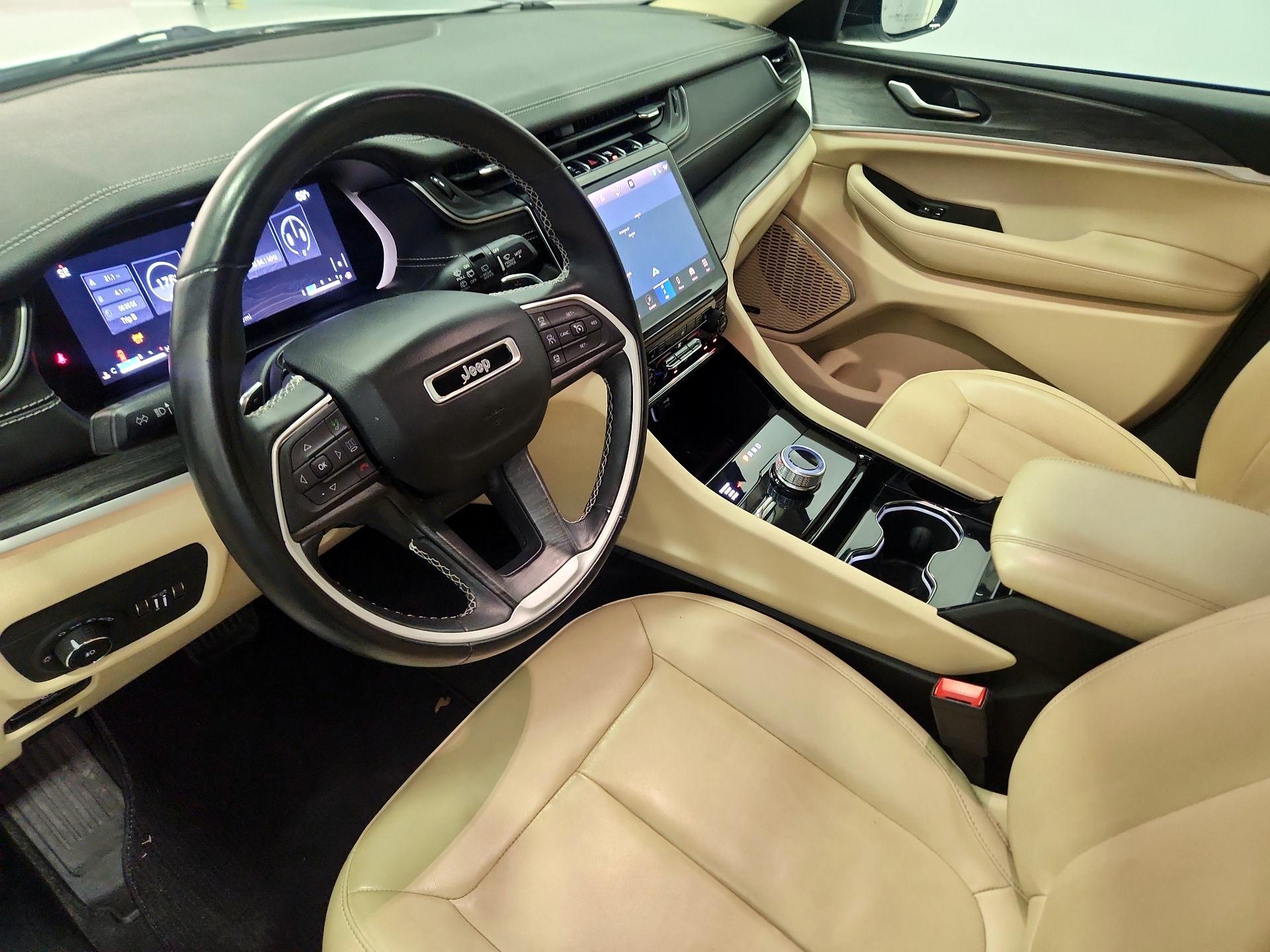 Thumbnail: 2021 Jeep Grand Cherokee L - 11