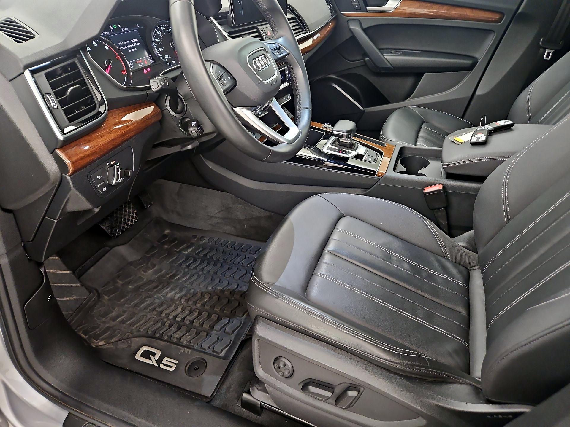 Thumbnail: 2023 Audi Q5 - 11