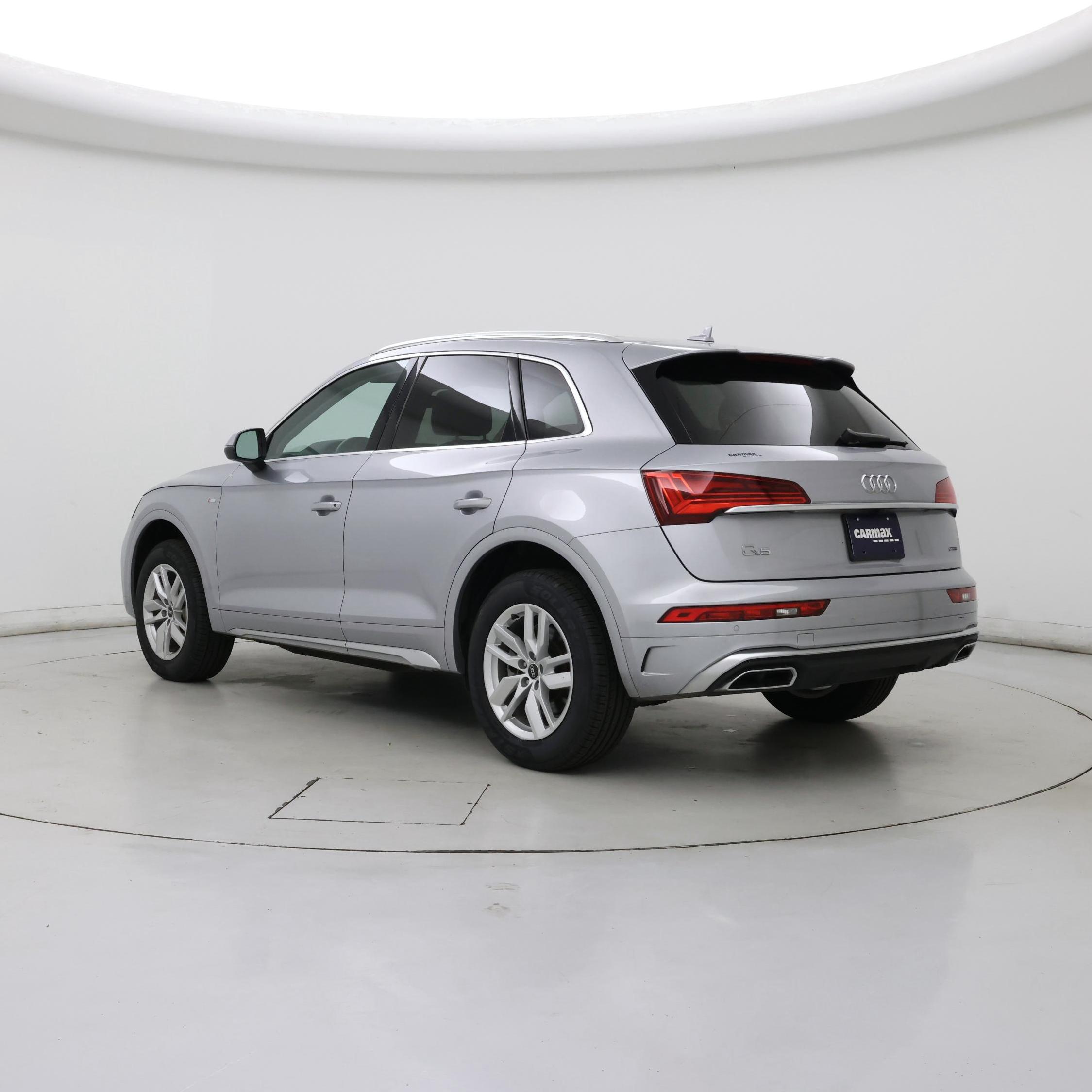 Thumbnail: 2023 Audi Q5 - 2