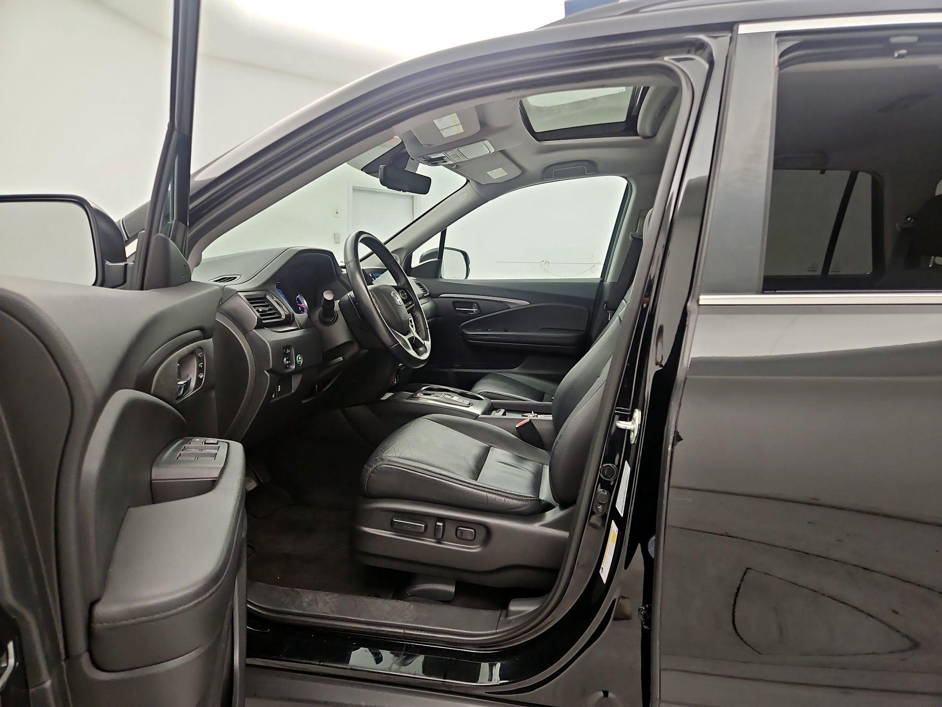 Thumbnail: 2021 Honda Pilot - 11