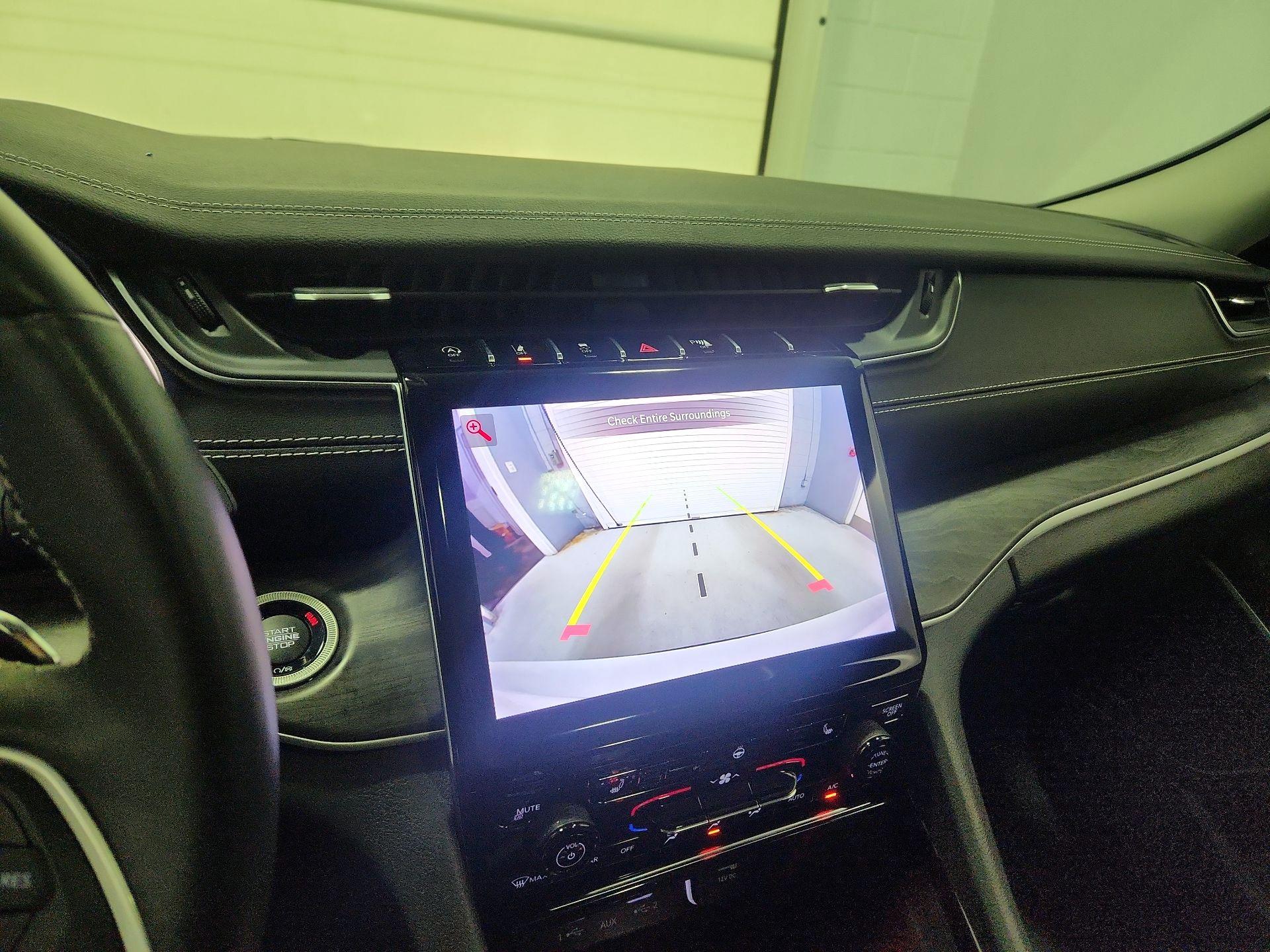 Thumbnail: 2021 Jeep Grand Cherokee L - 15