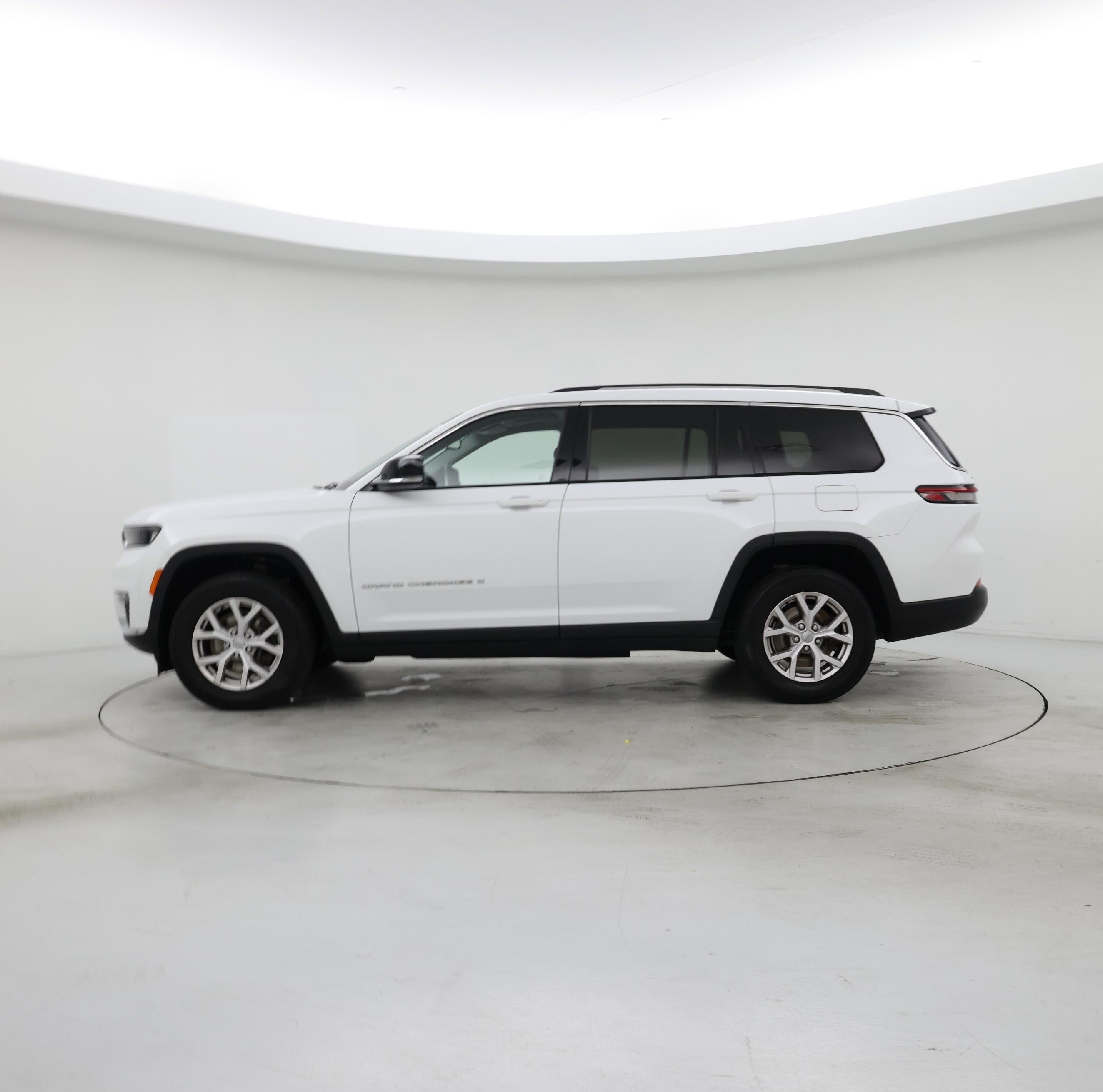 Thumbnail: 2021 Jeep Grand Cherokee L - 3