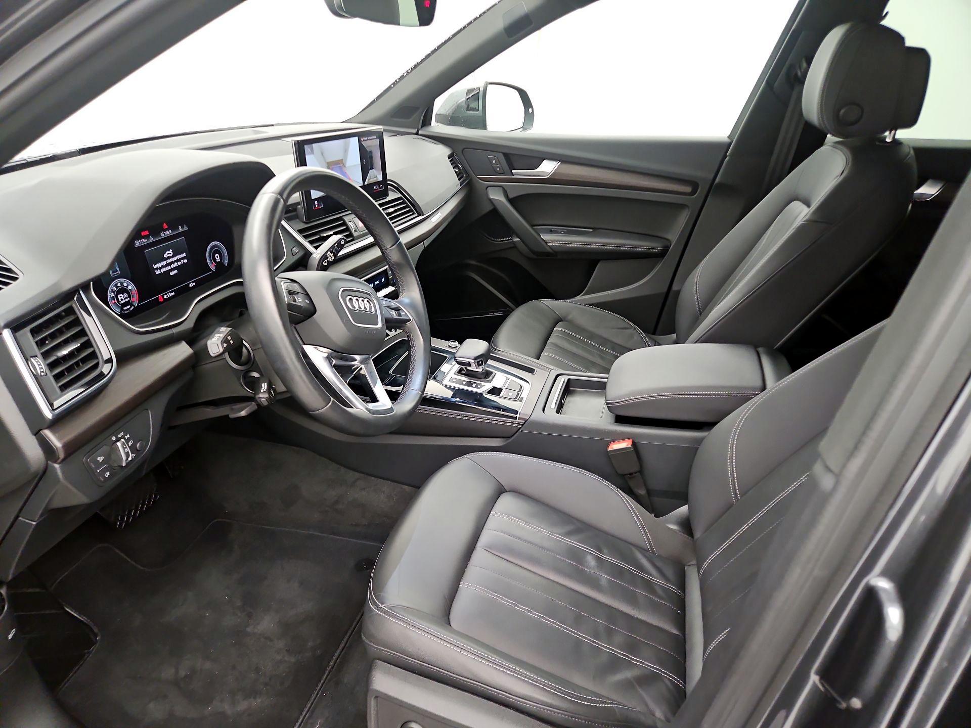 Thumbnail: 2022 Audi Q5 - 11