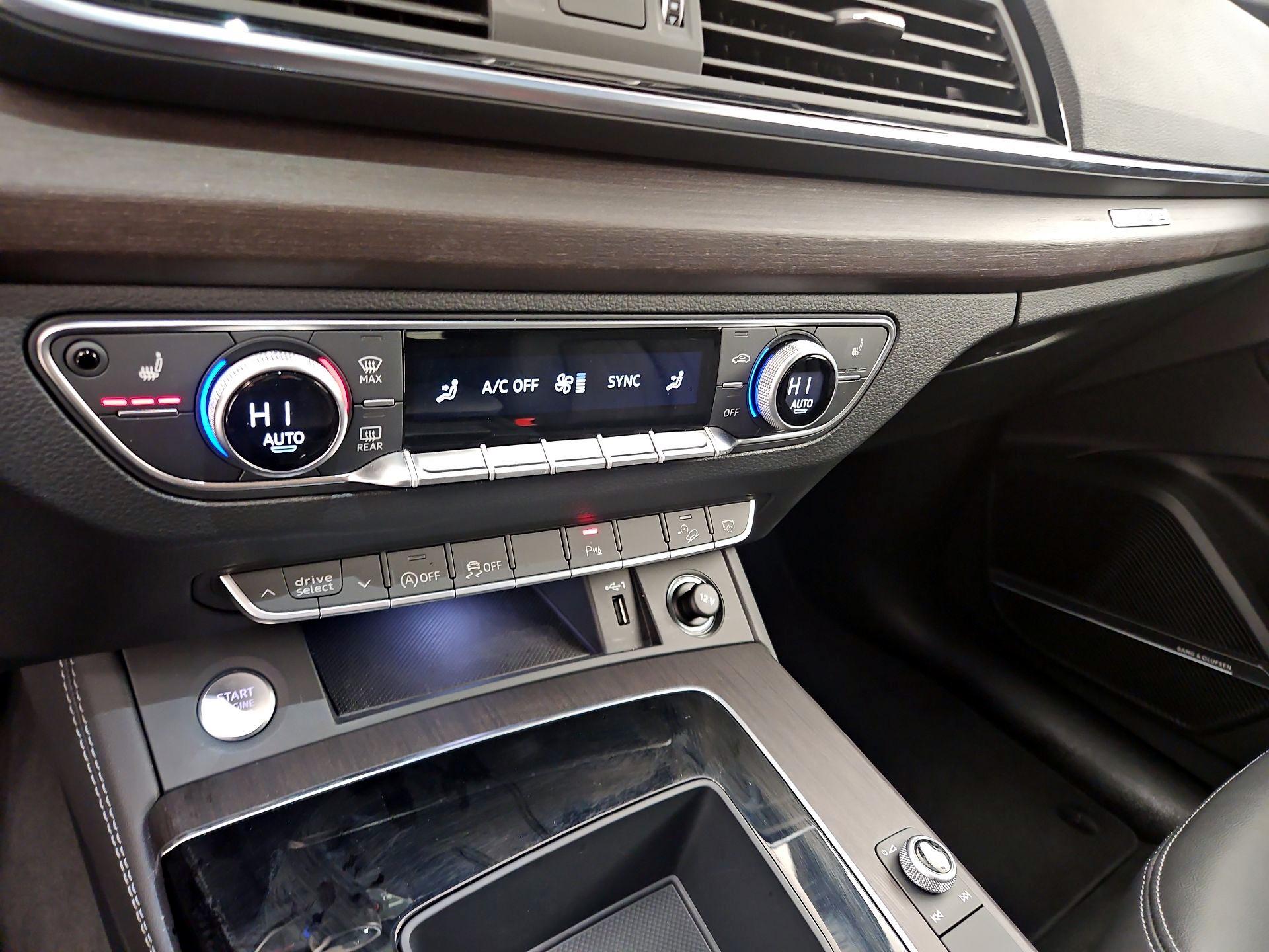 Thumbnail: 2022 Audi Q5 - 16