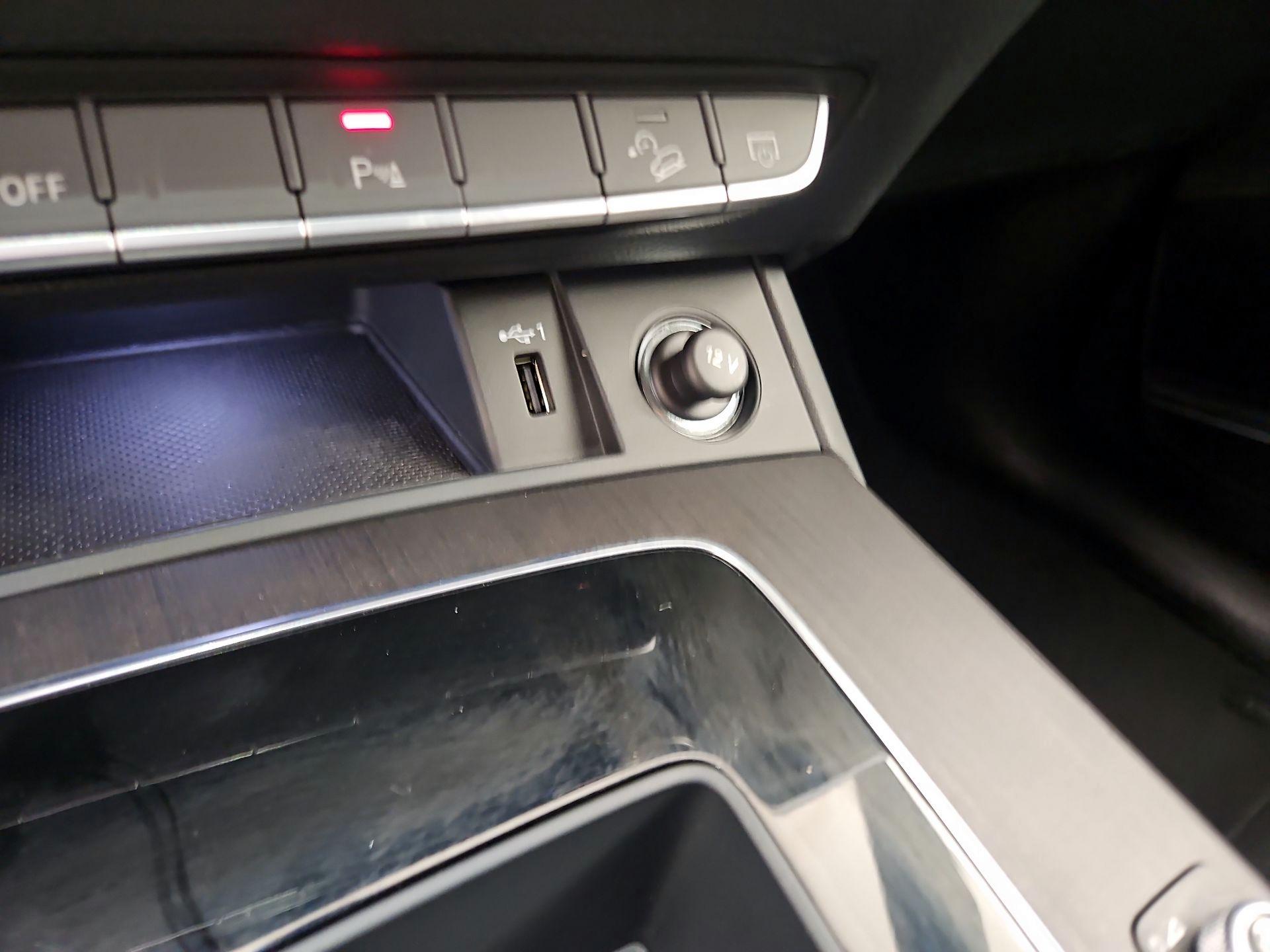 Thumbnail: 2022 Audi Q5 - 18