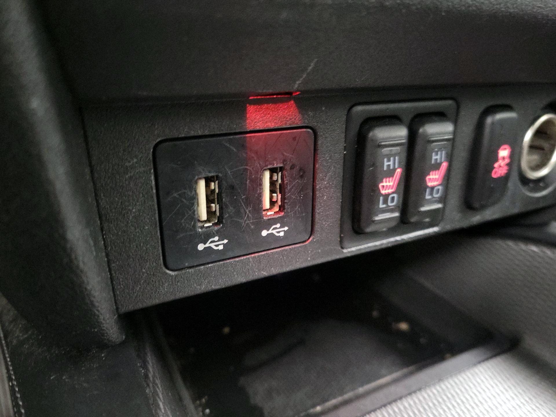 Thumbnail: 2021 Mitsubishi Outlander Sport - 18